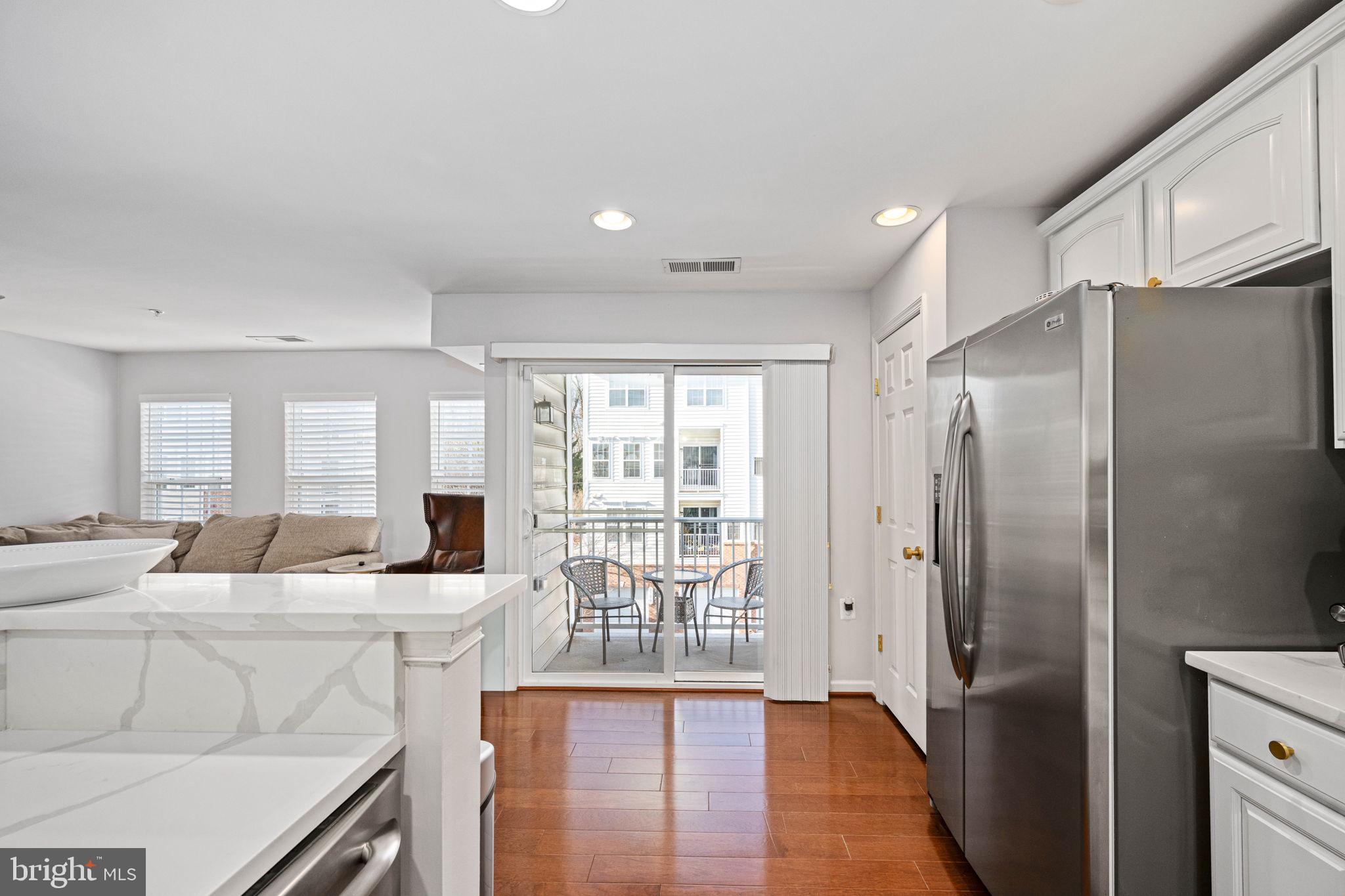 MARKET CENTER CONDOMINIUM - Residential