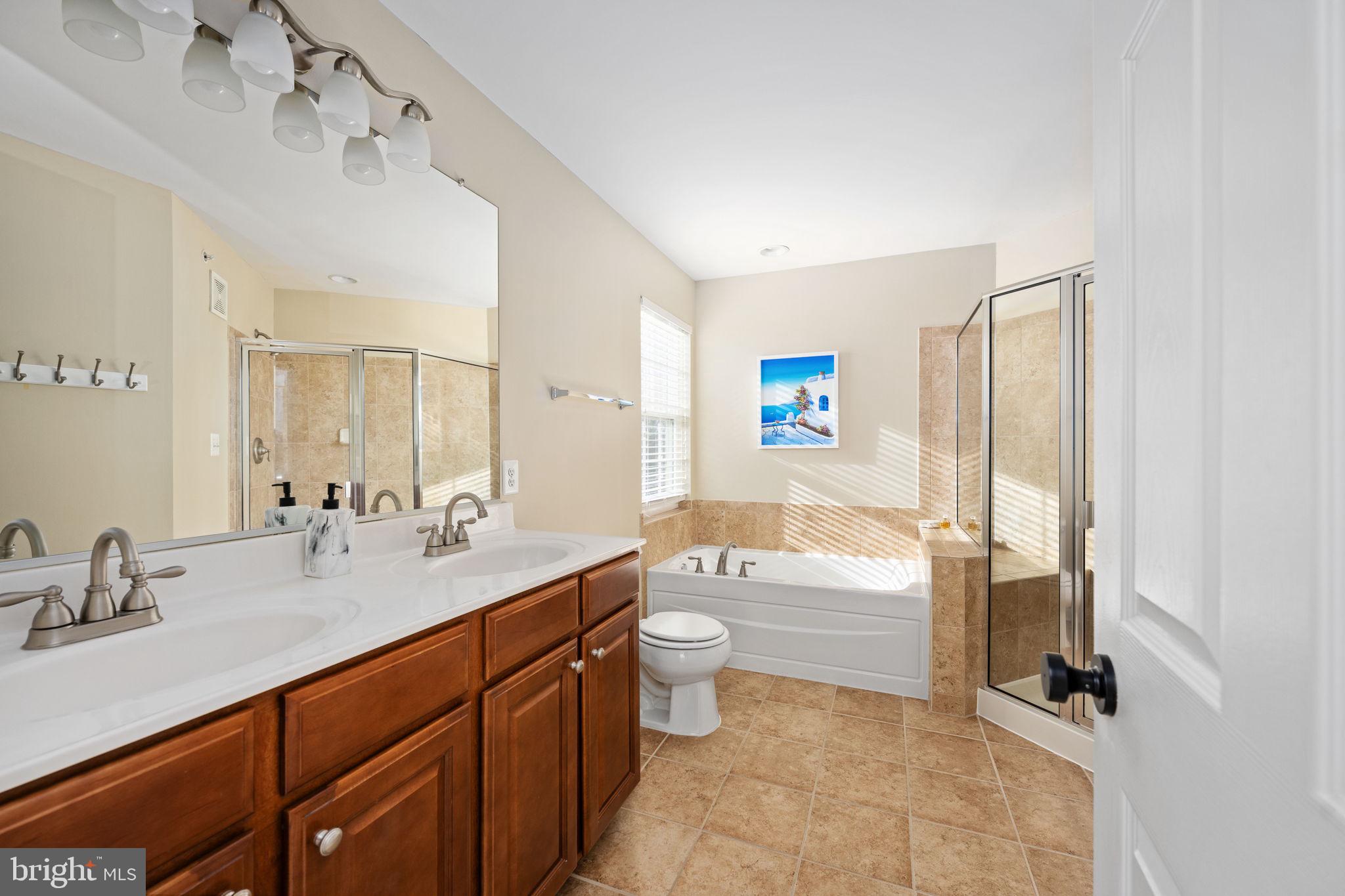 MARKET CENTER CONDOMINIUM - Residential