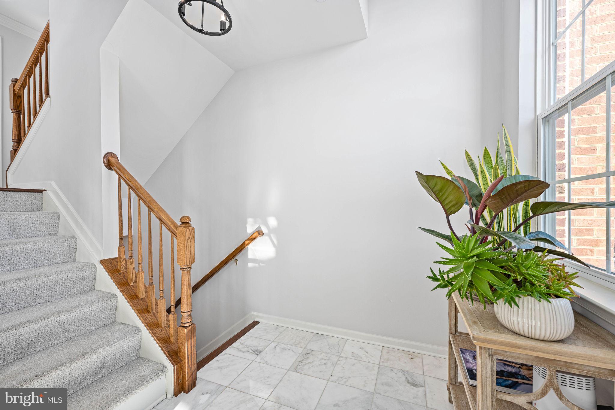 MARKET CENTER CONDOMINIUM - Residential