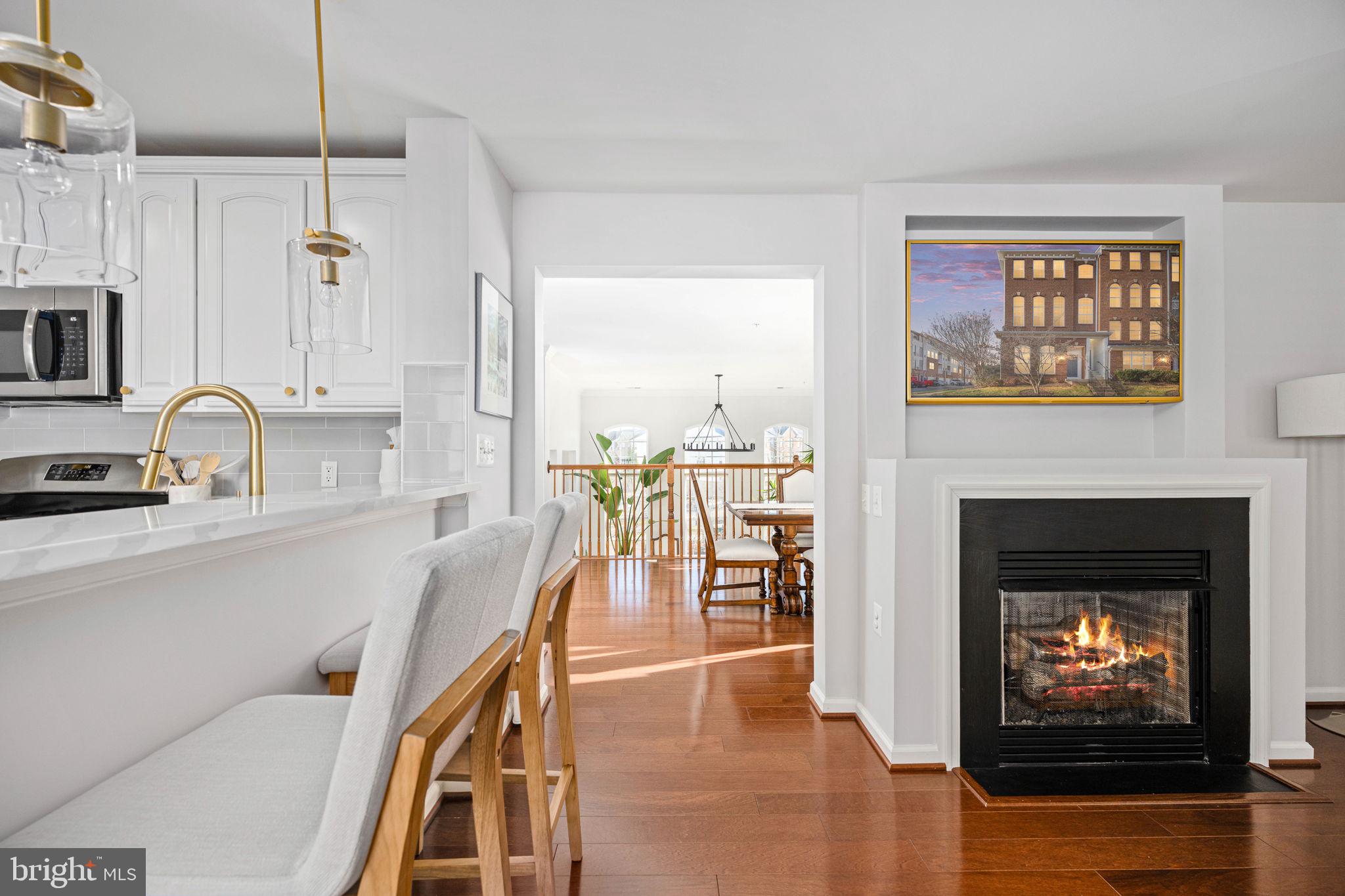 MARKET CENTER CONDOMINIUM - Residential