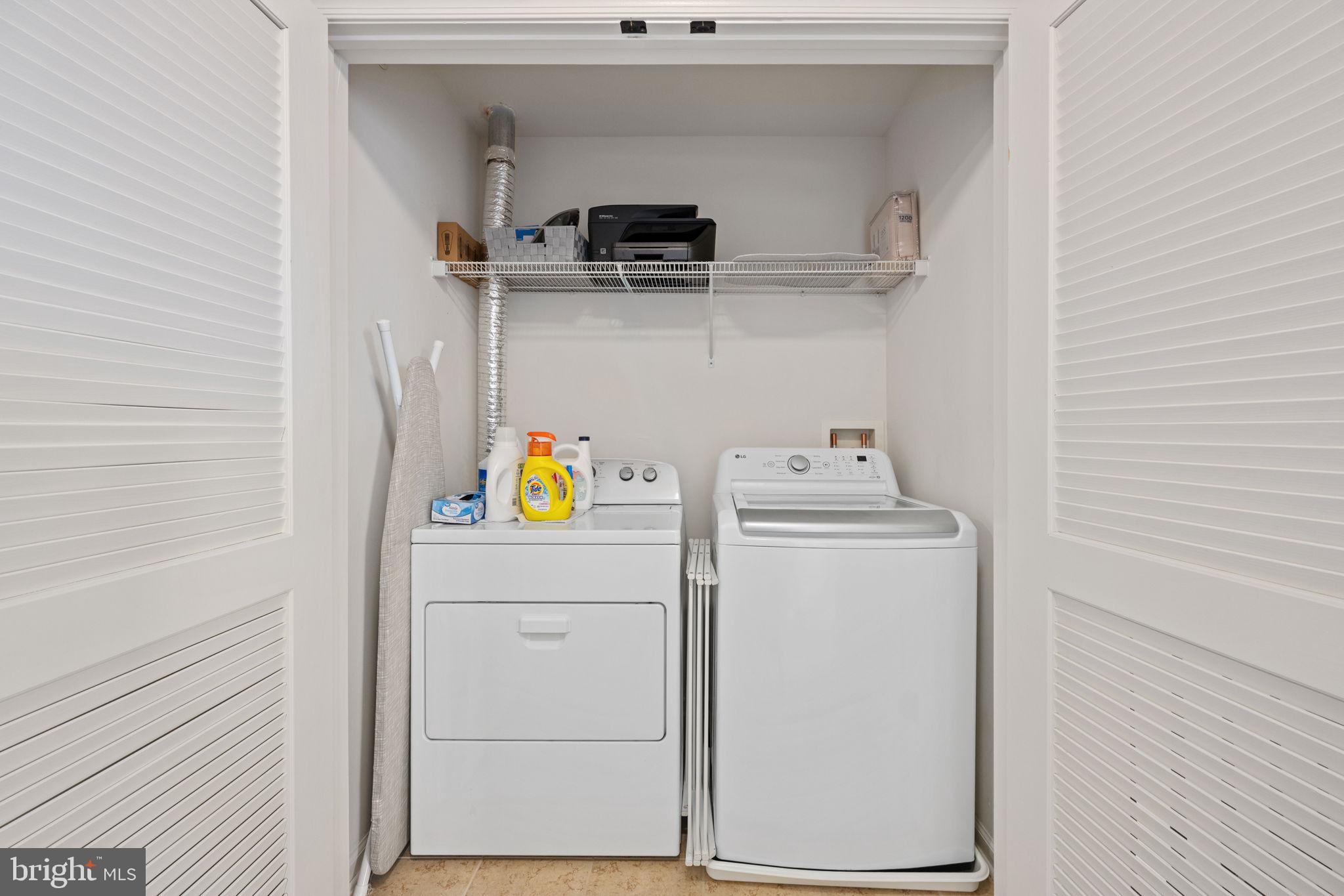 MARKET CENTER CONDOMINIUM - Residential