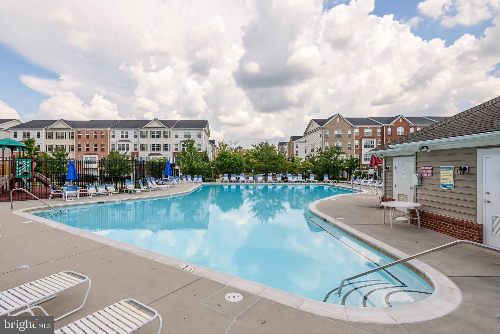 MARKET CENTER CONDOMINIUM - Residential