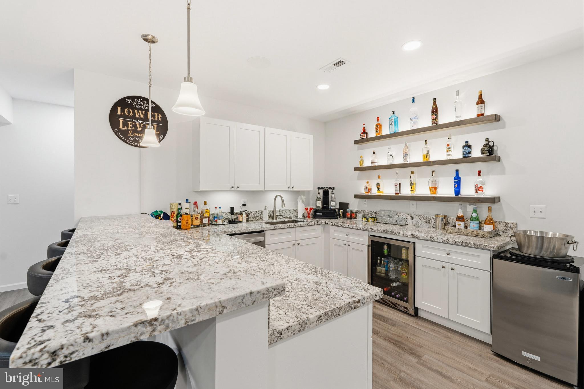 LAUREL HILLS CROSSING - Residential