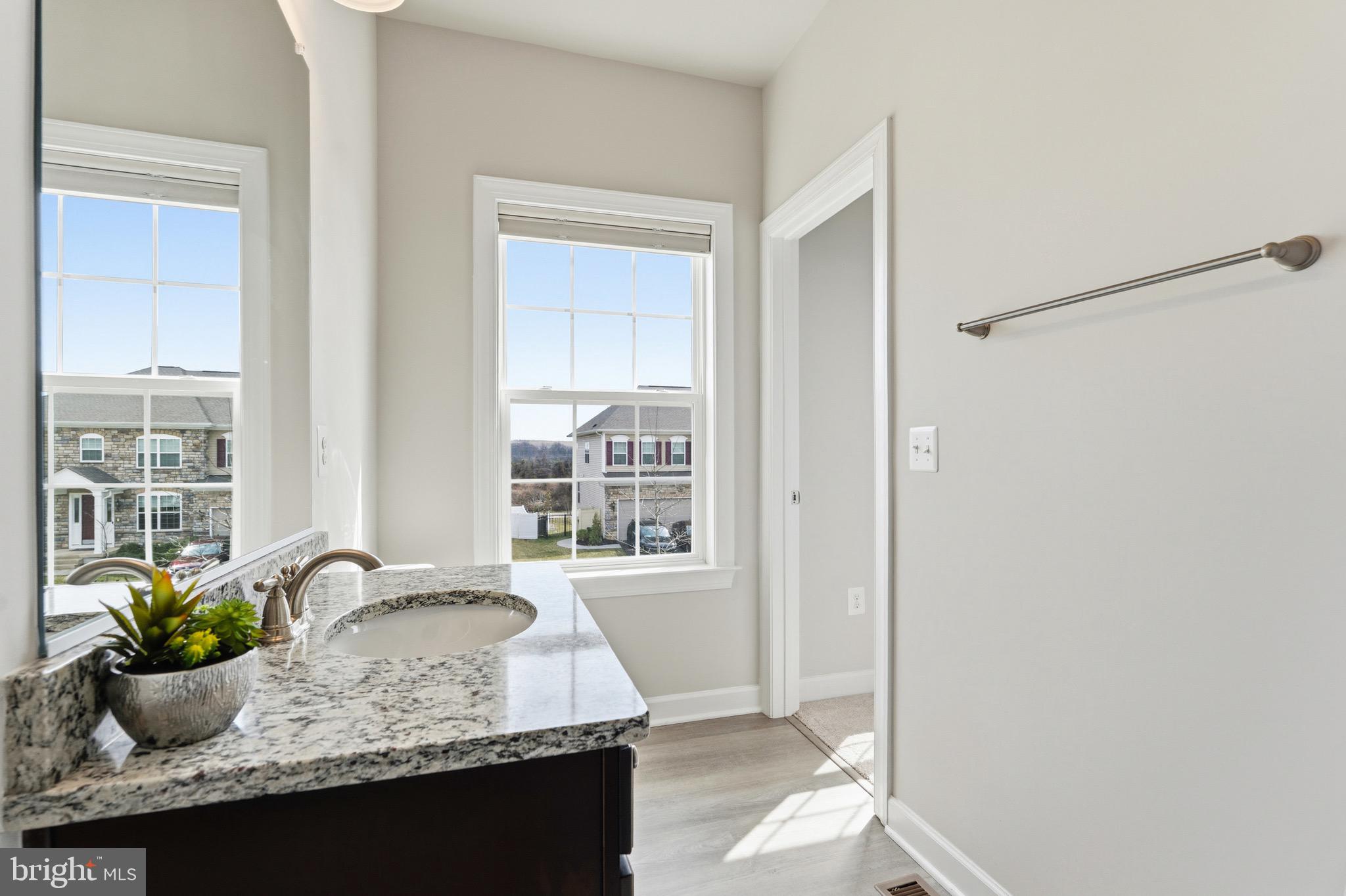 LAUREL HILLS CROSSING - Residential