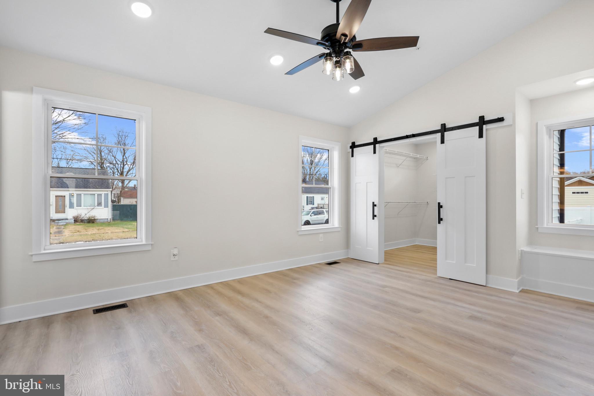 LYNDHURST - Residential