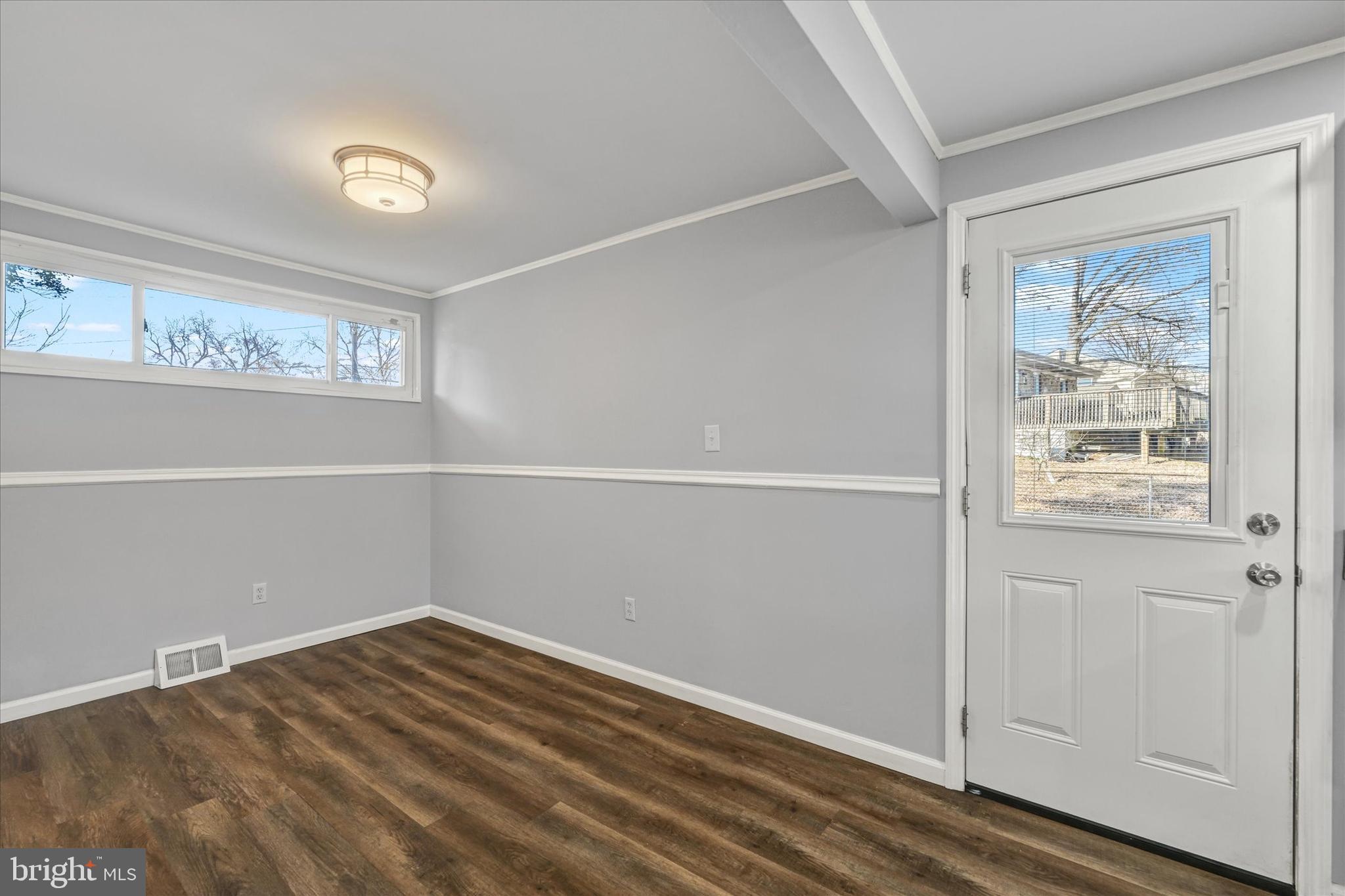 CEDARHURST - Residential