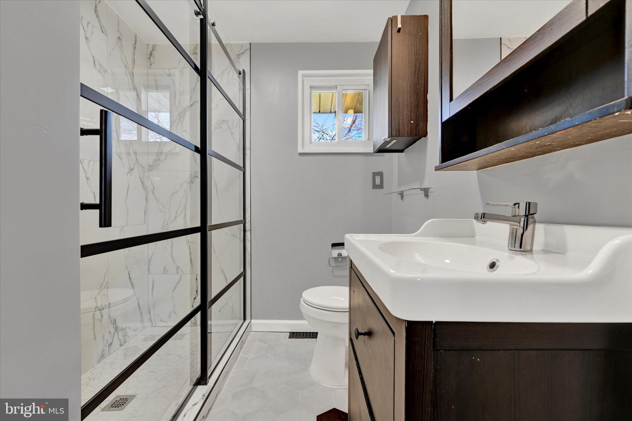 CEDARHURST - Residential