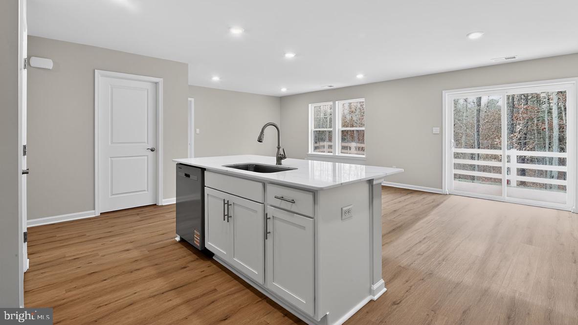 5 SANTA MONICA ROAD