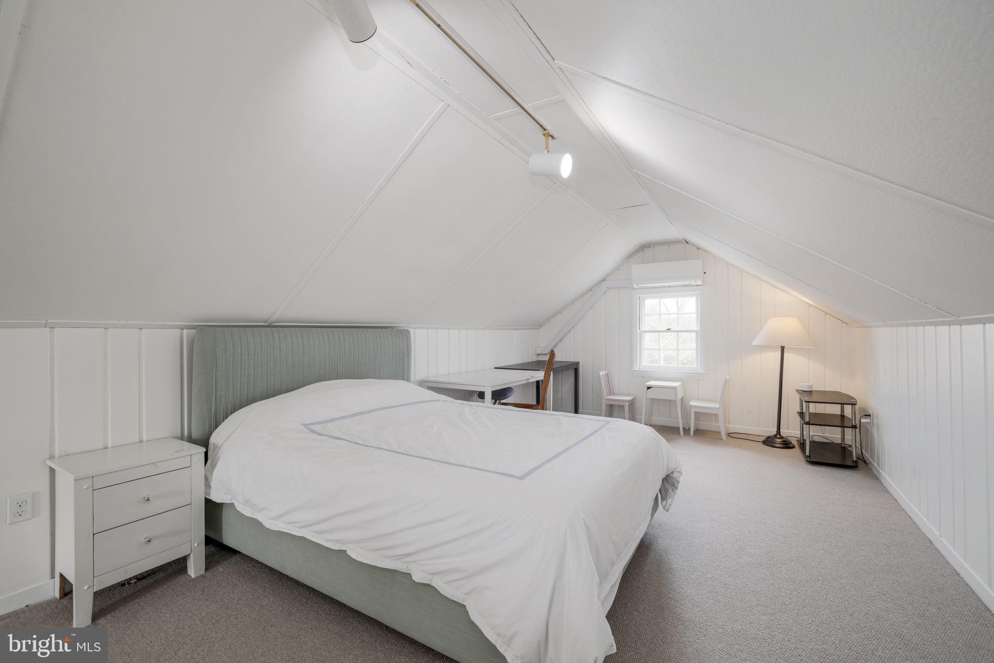 THE HAMLET - Residential