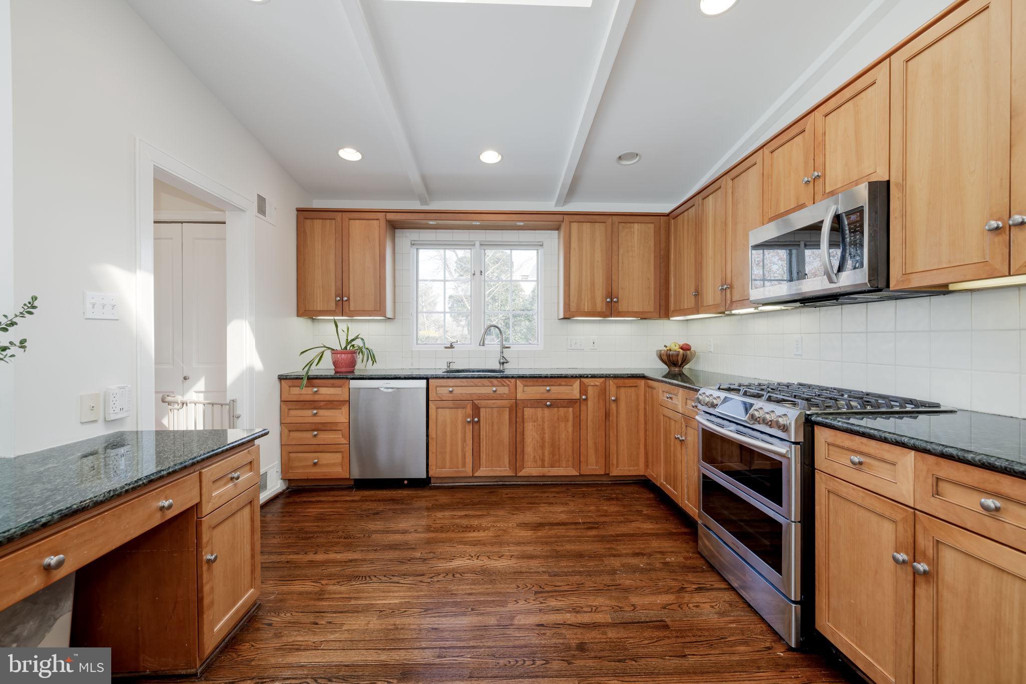 THE HAMLET - Residential