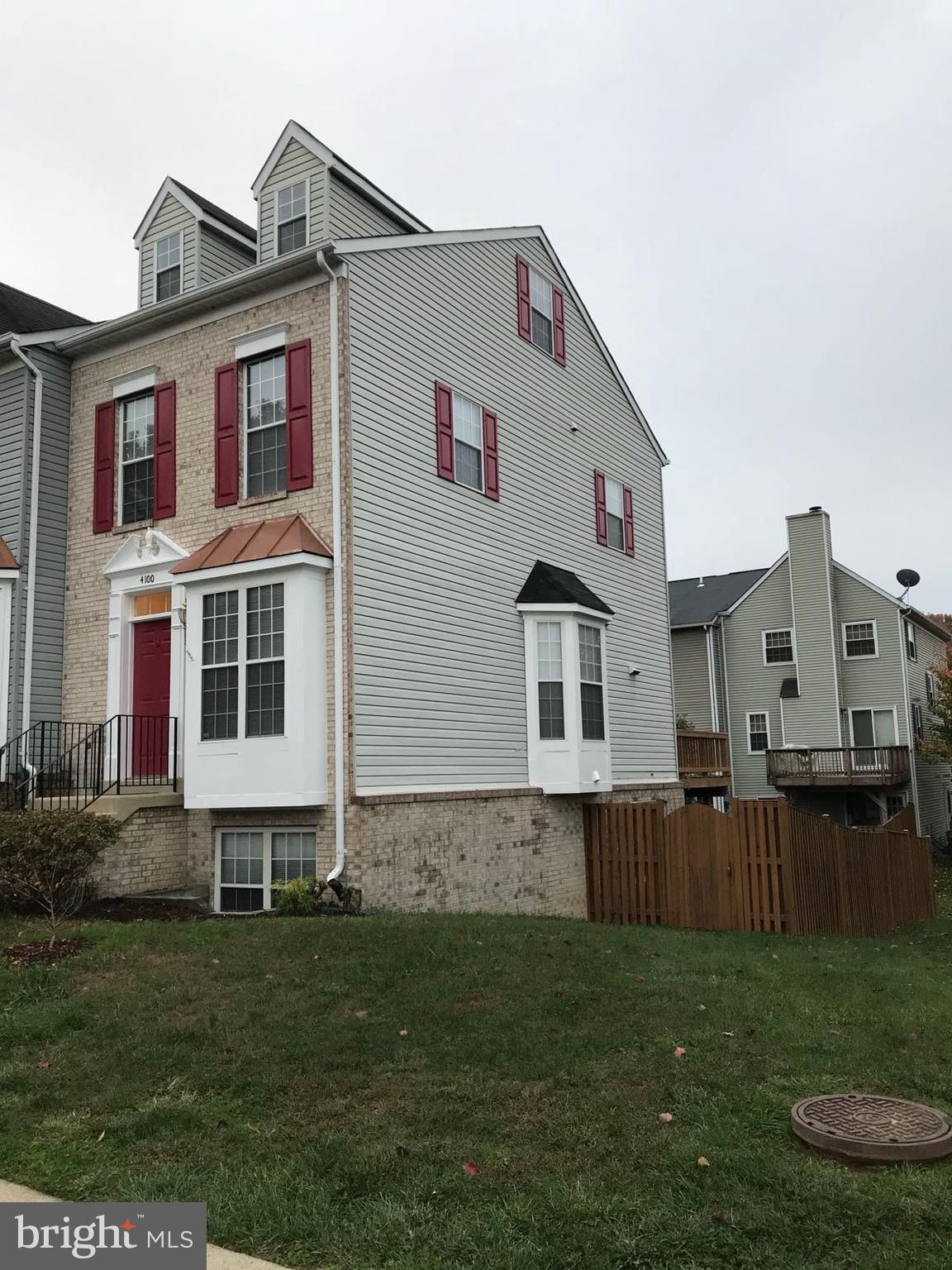 MONTCLAIR MEWS - Residential