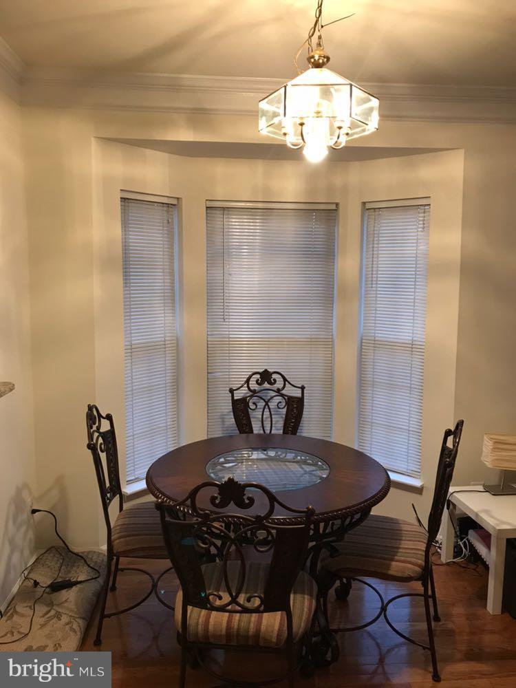 MONTCLAIR MEWS - Residential