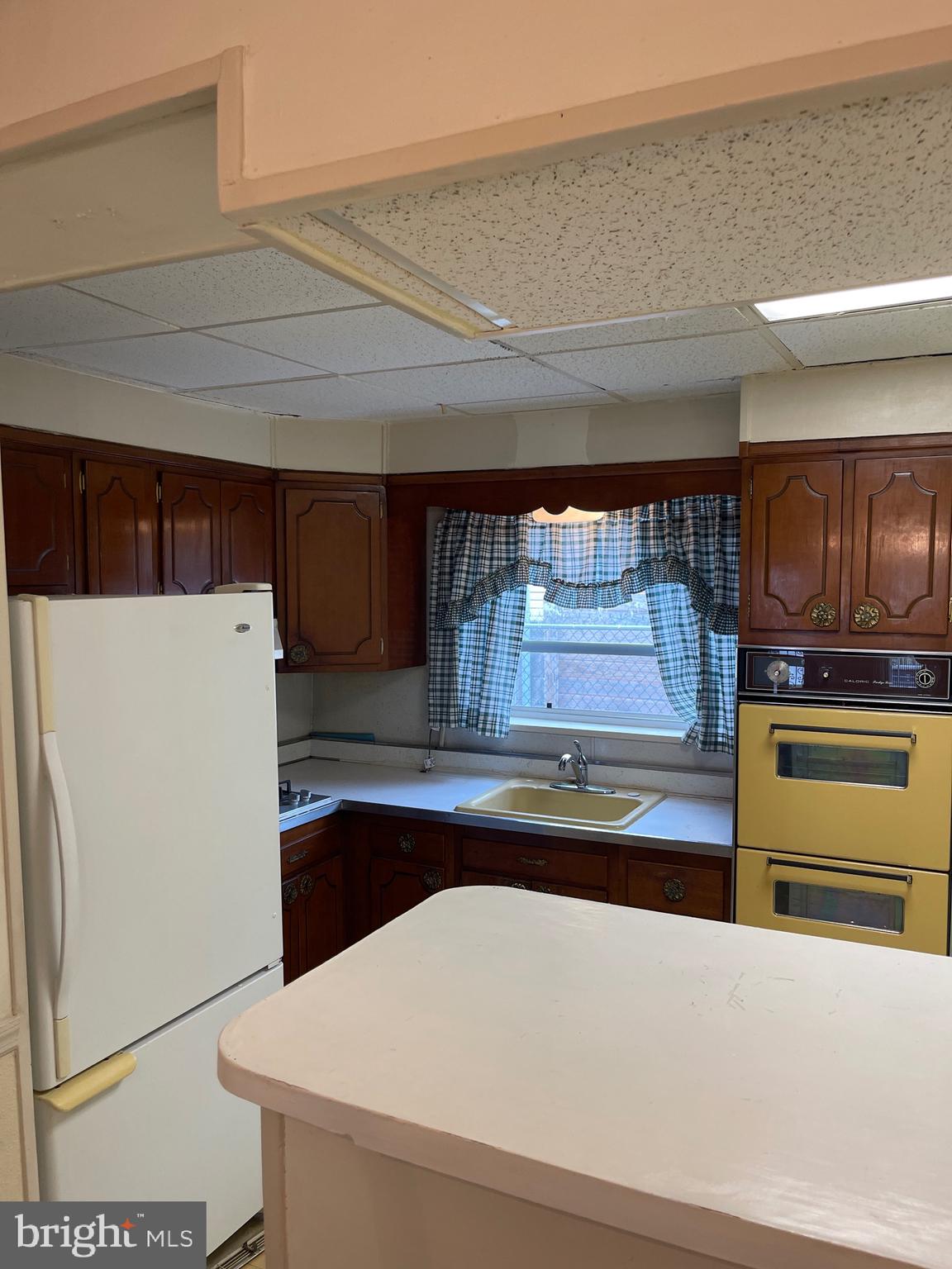 WHITMAN - Residential