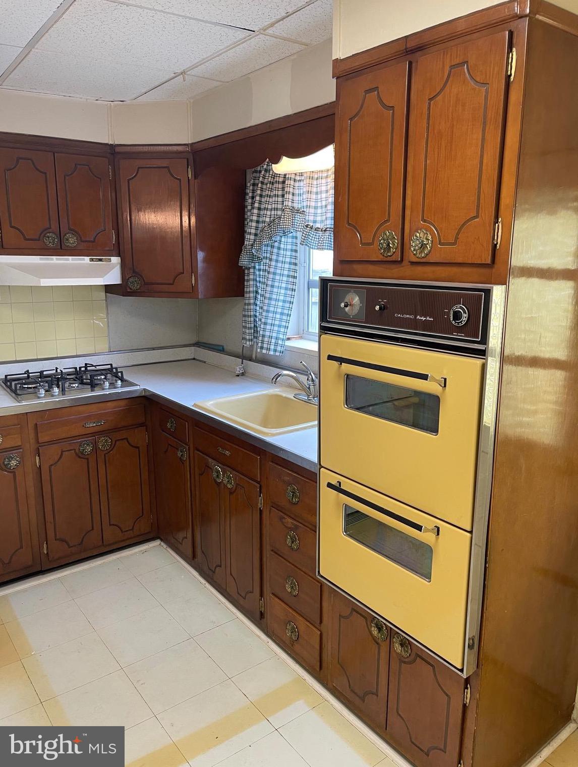 WHITMAN - Residential