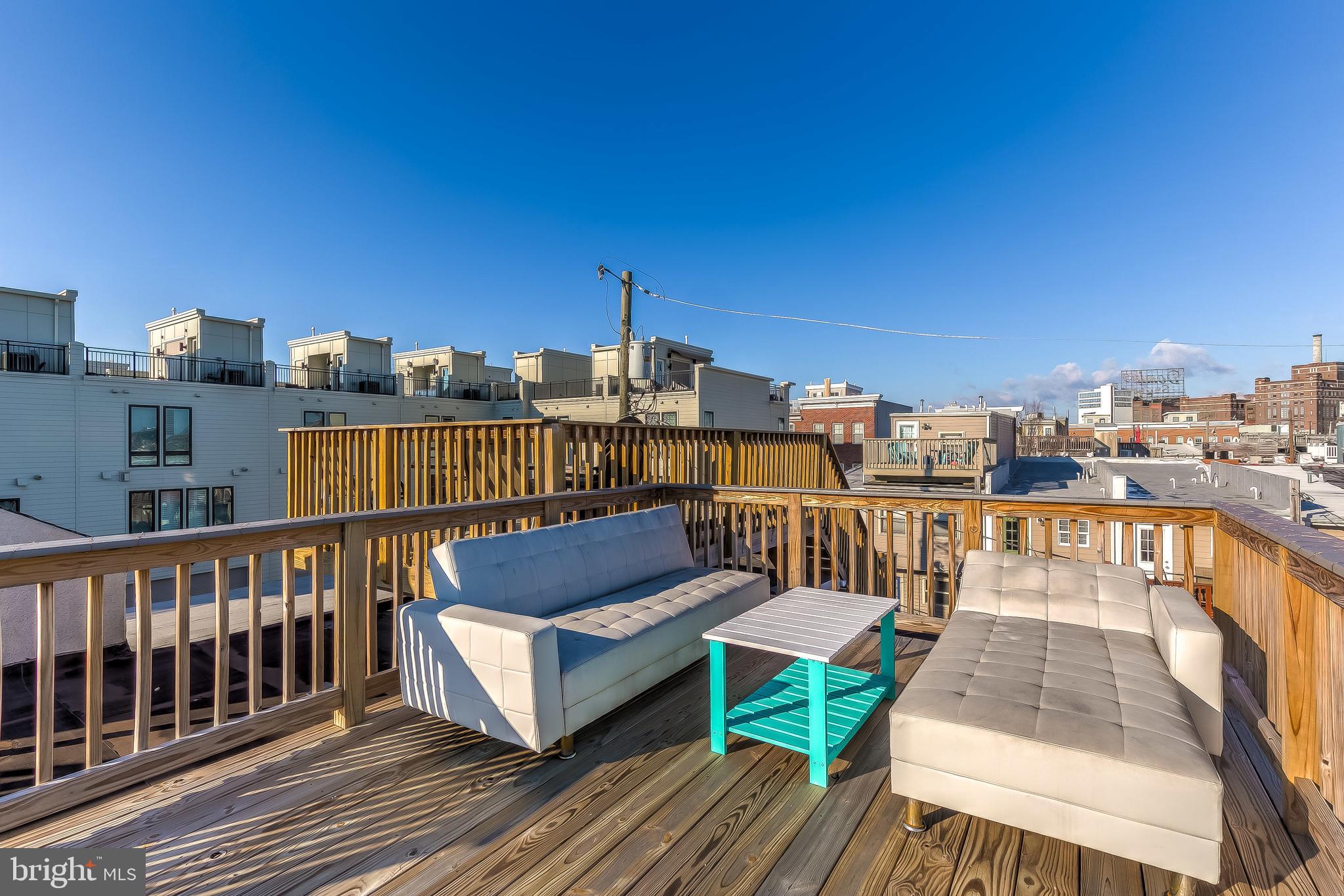 LOCUST POINT - Residential