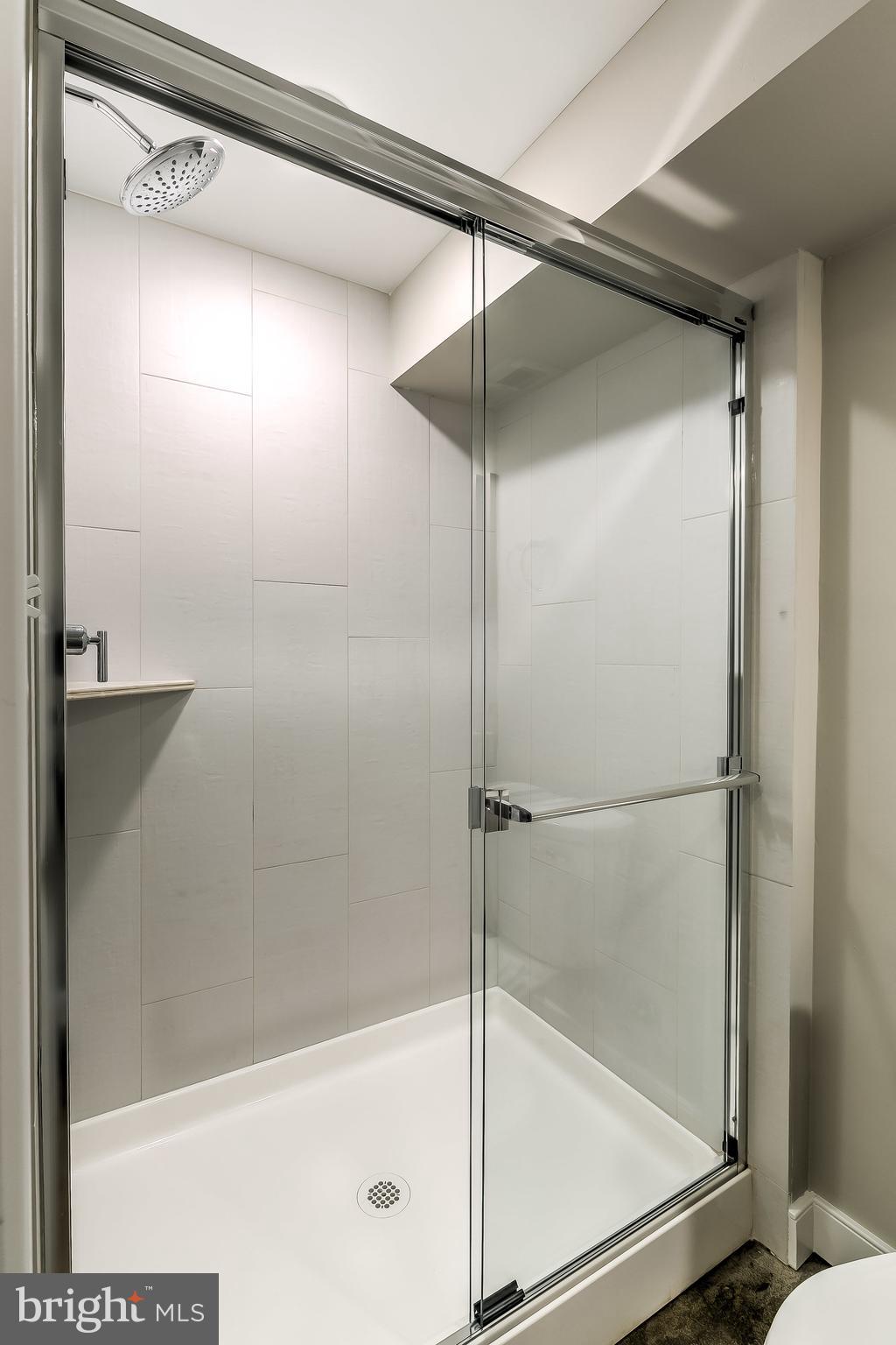 LOCUST POINT - Residential