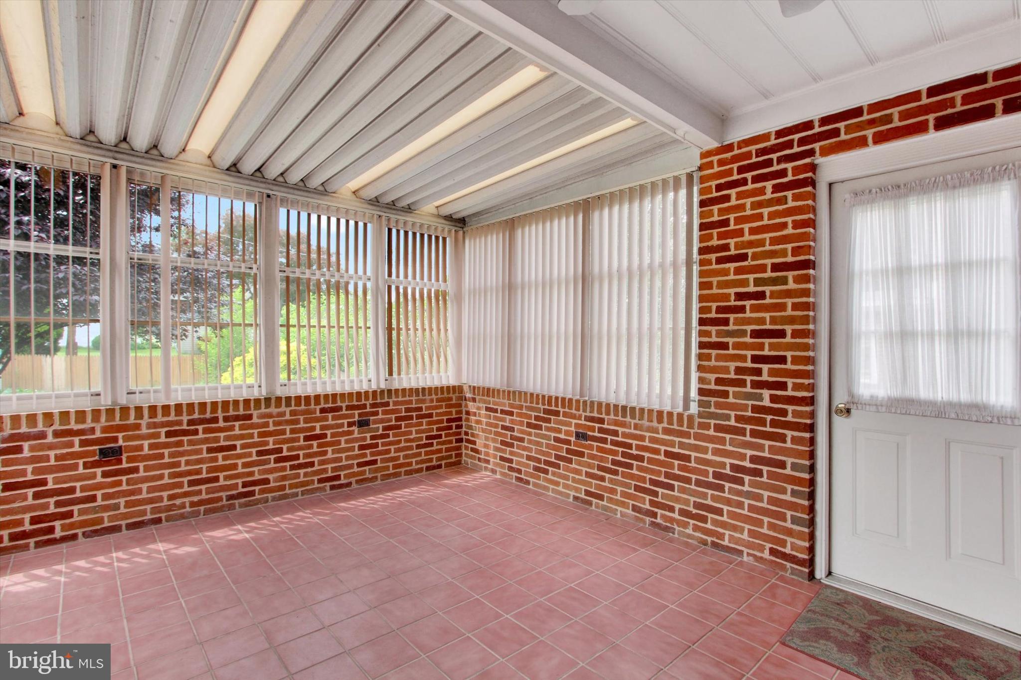 EAST YORK - Residential