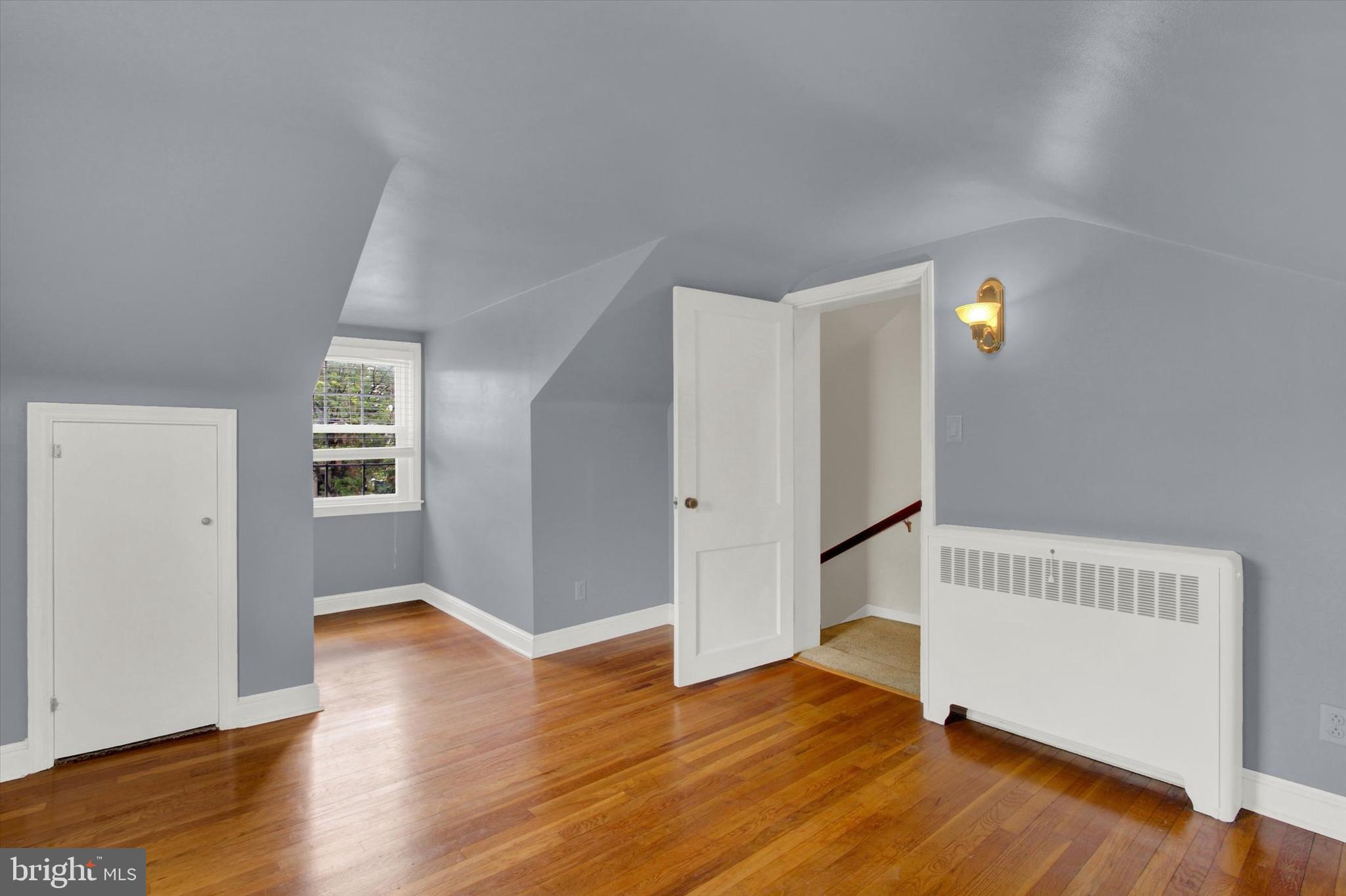 EAST YORK - Residential