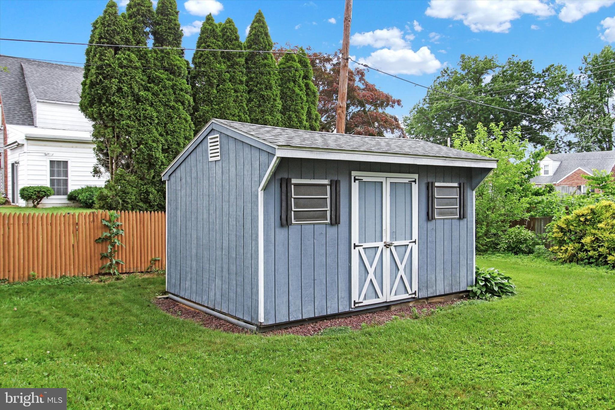 EAST YORK - Residential