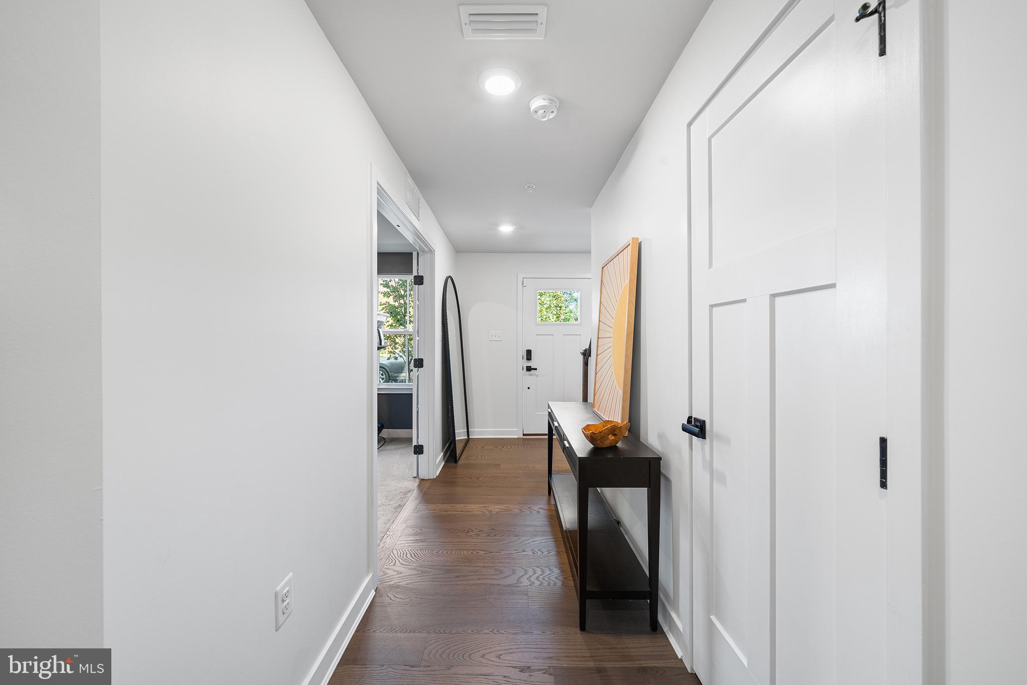 PONDS EDGE - Residential