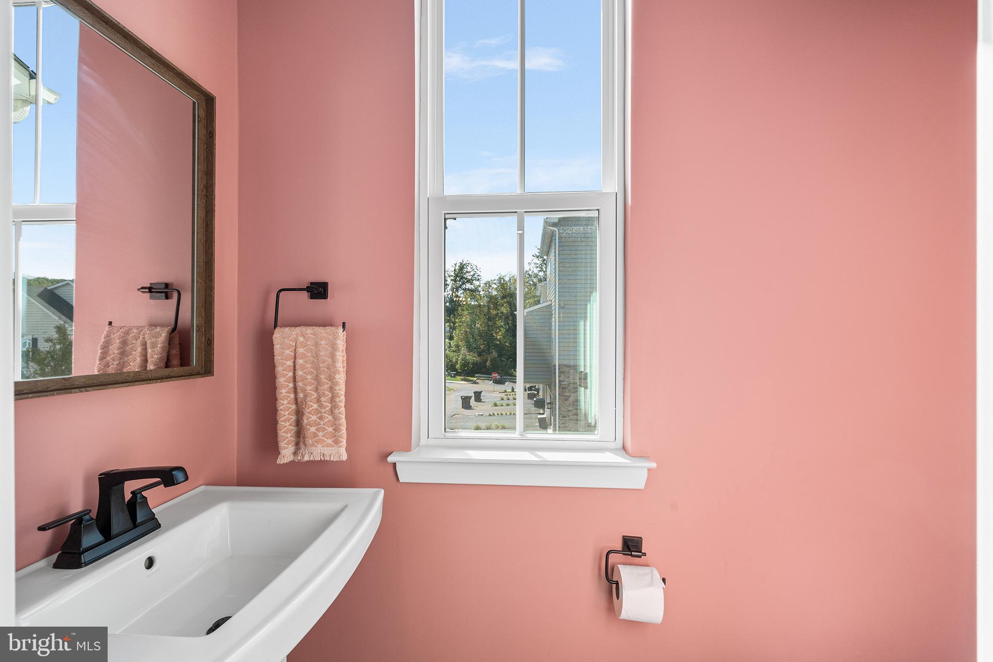 PONDS EDGE - Residential