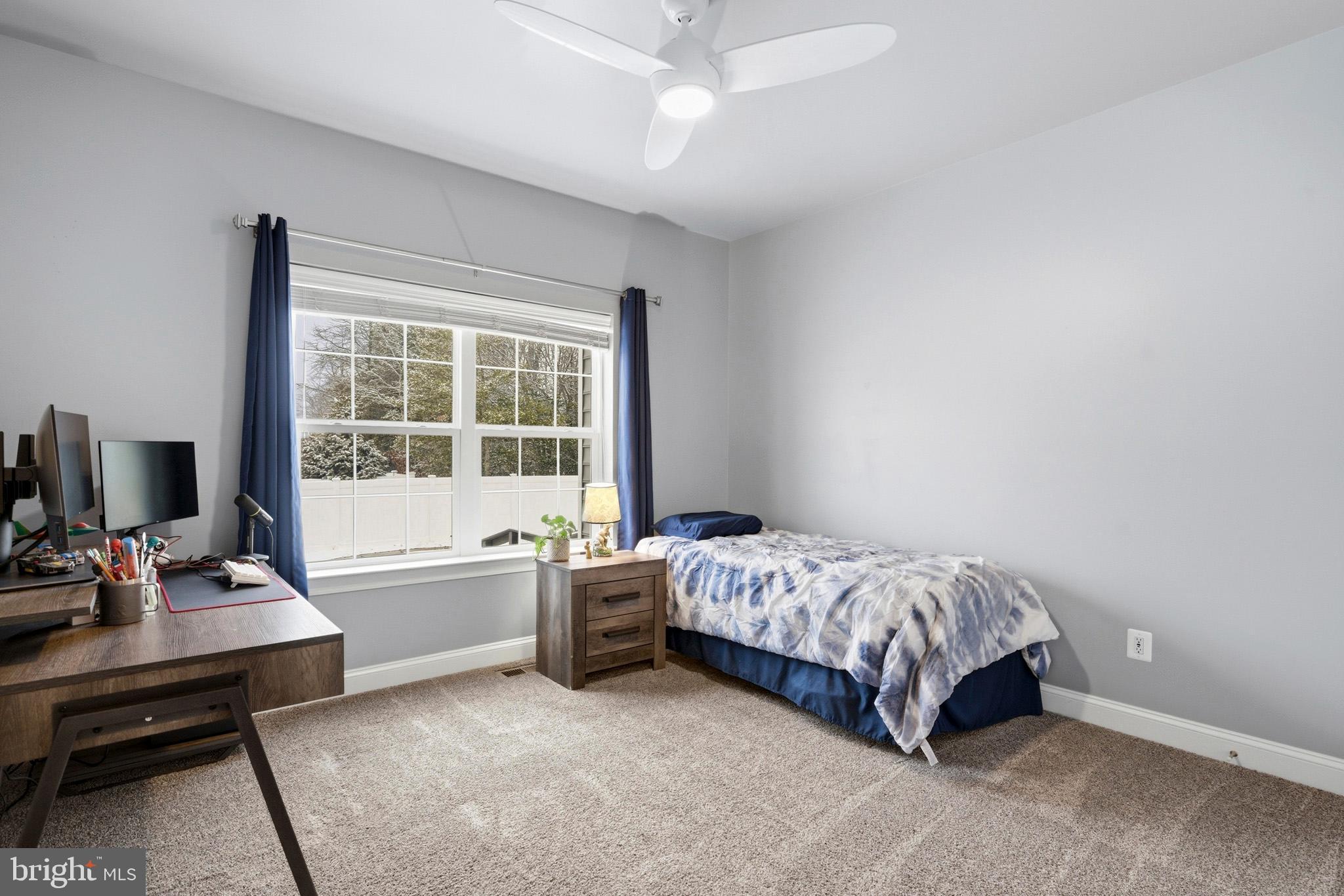 AUTUMN WOODS - Residential