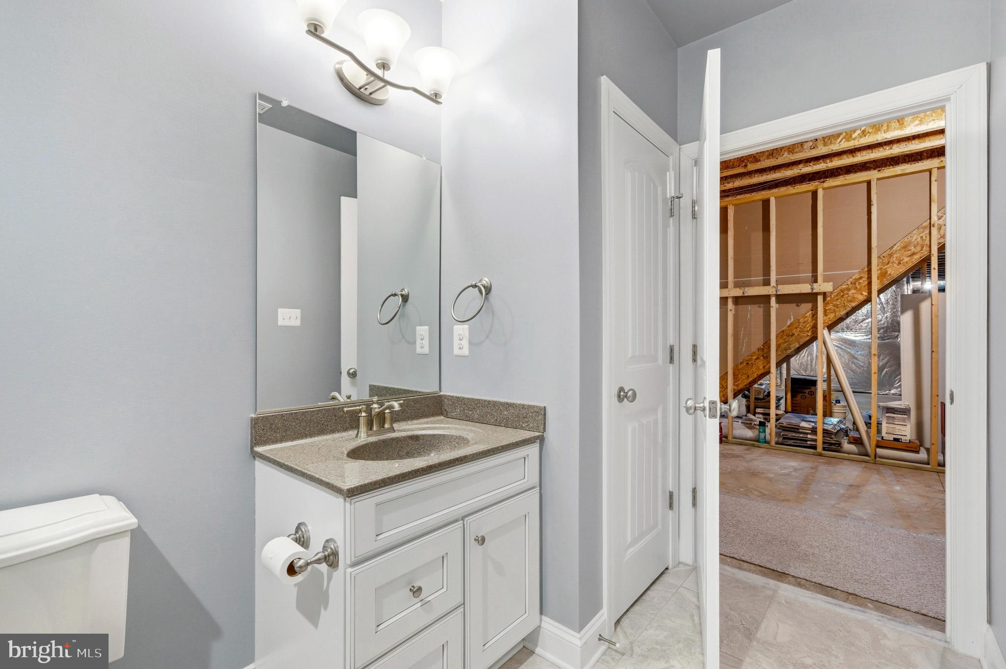 AUTUMN WOODS - Residential