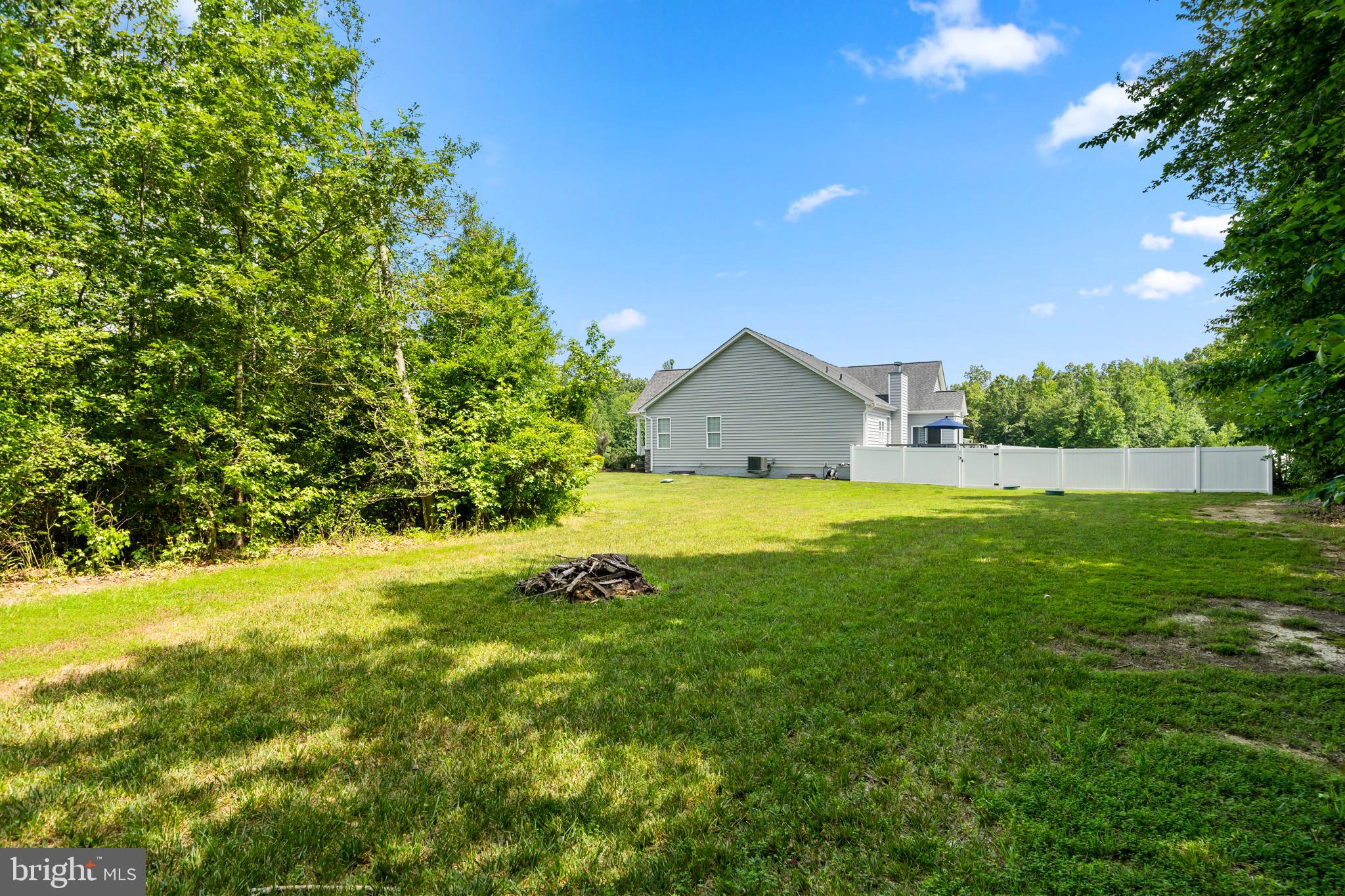 AUTUMN WOODS - Residential