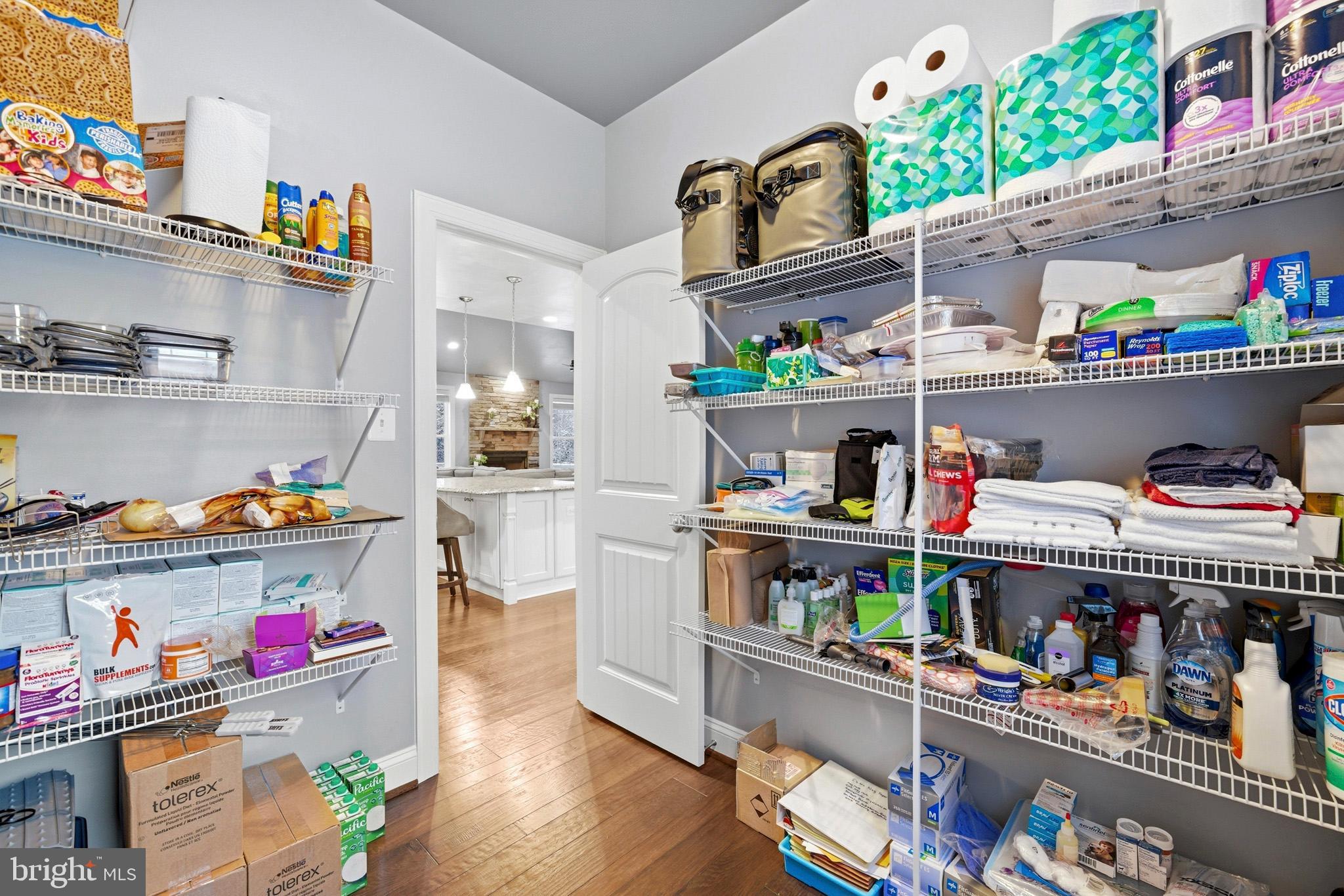 AUTUMN WOODS - Residential