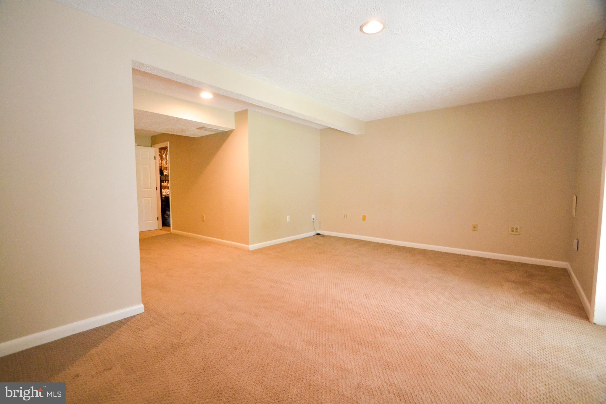 FURNACE HILLS - Residential