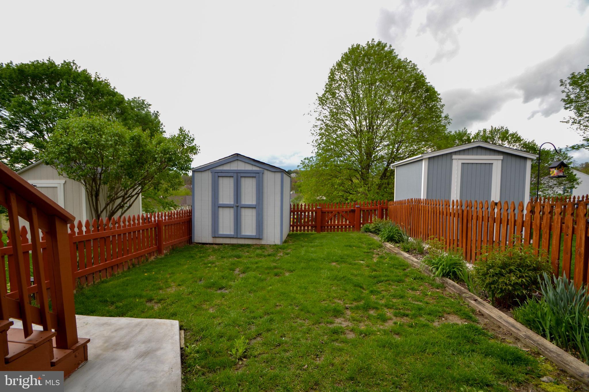 FURNACE HILLS - Residential