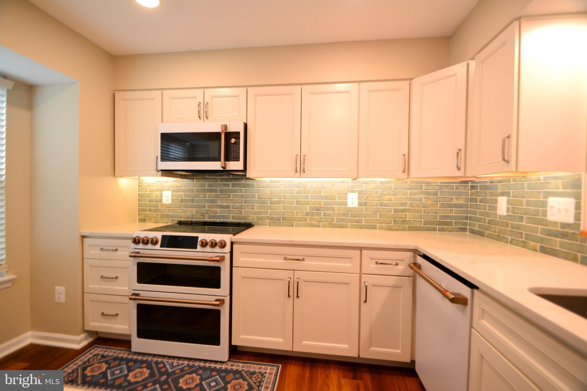 FURNACE HILLS - Residential