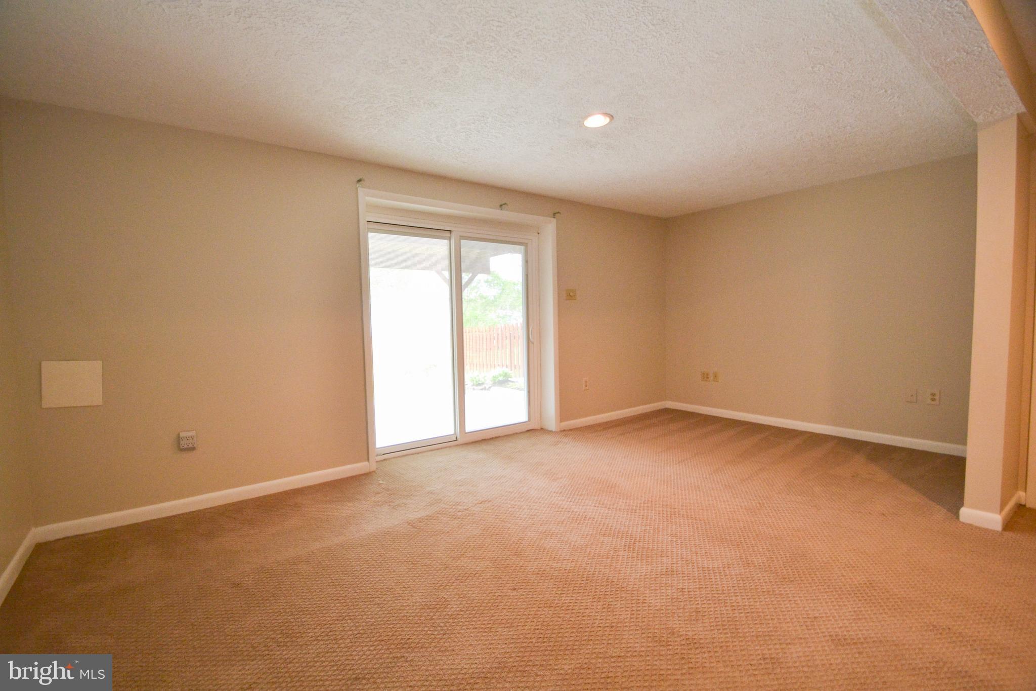 FURNACE HILLS - Residential