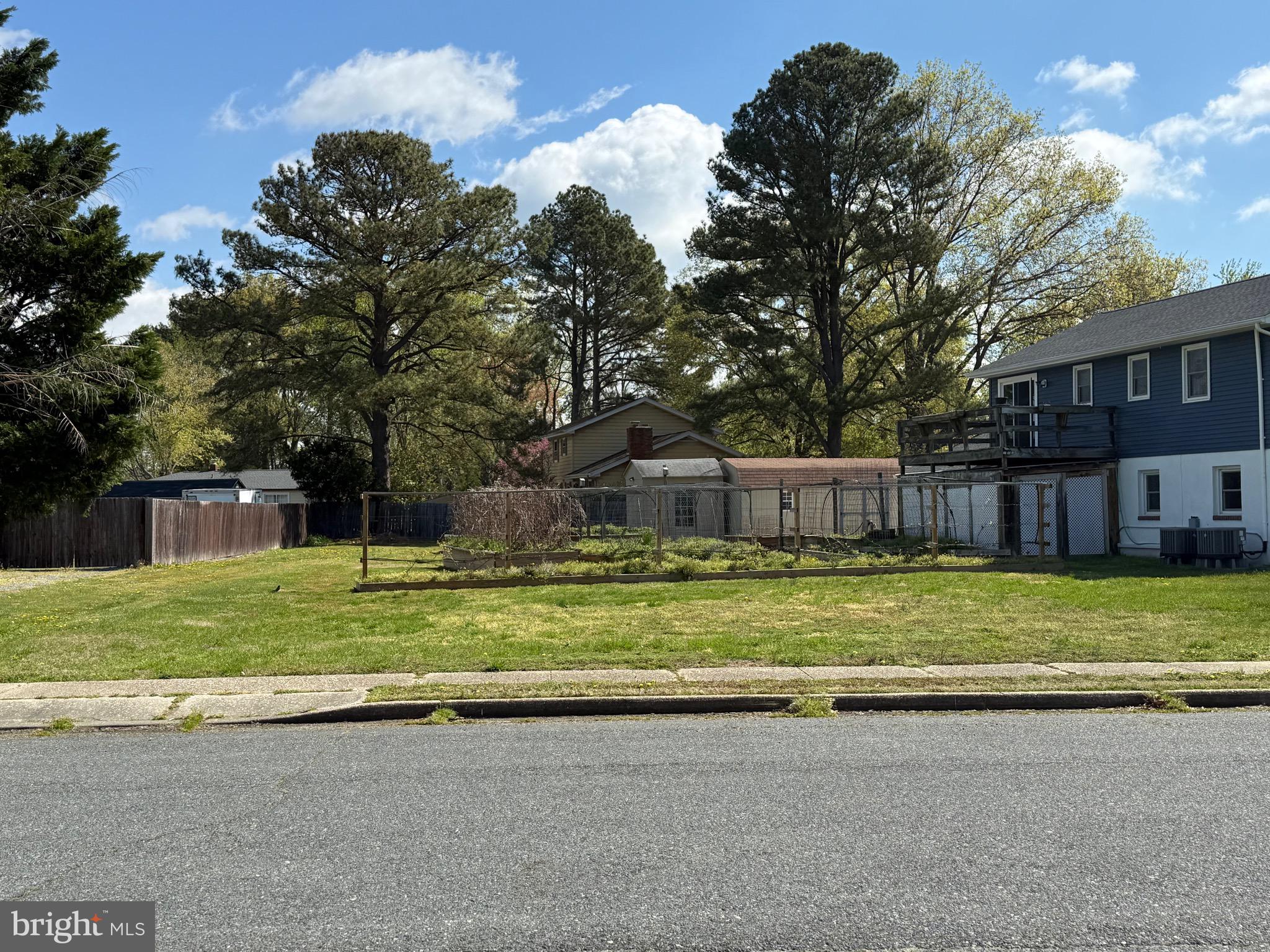 JENKINS CREEK - Residential