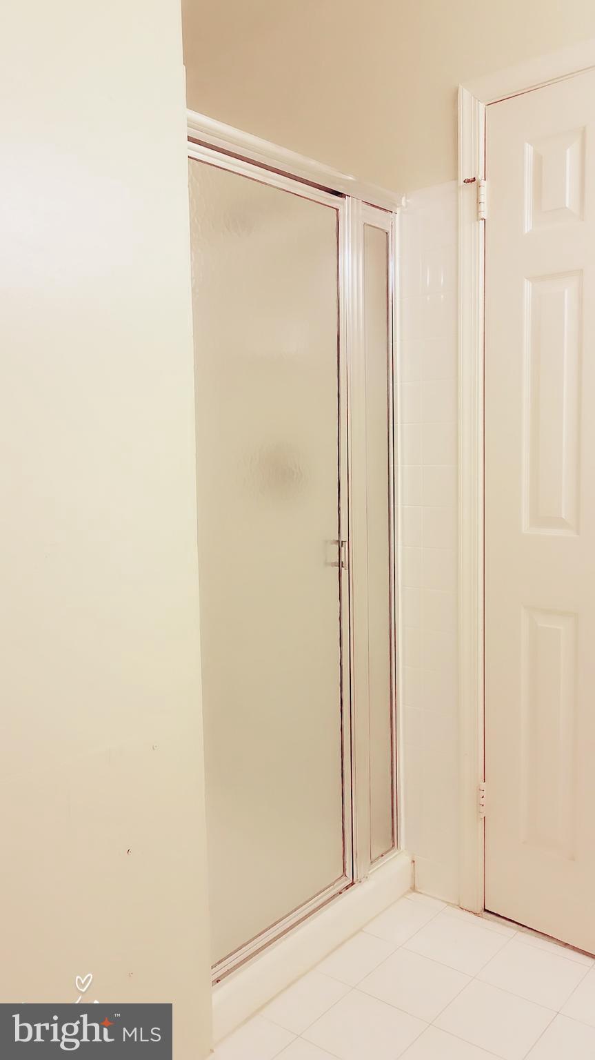 WOODMONT PLACE - Residential Lease