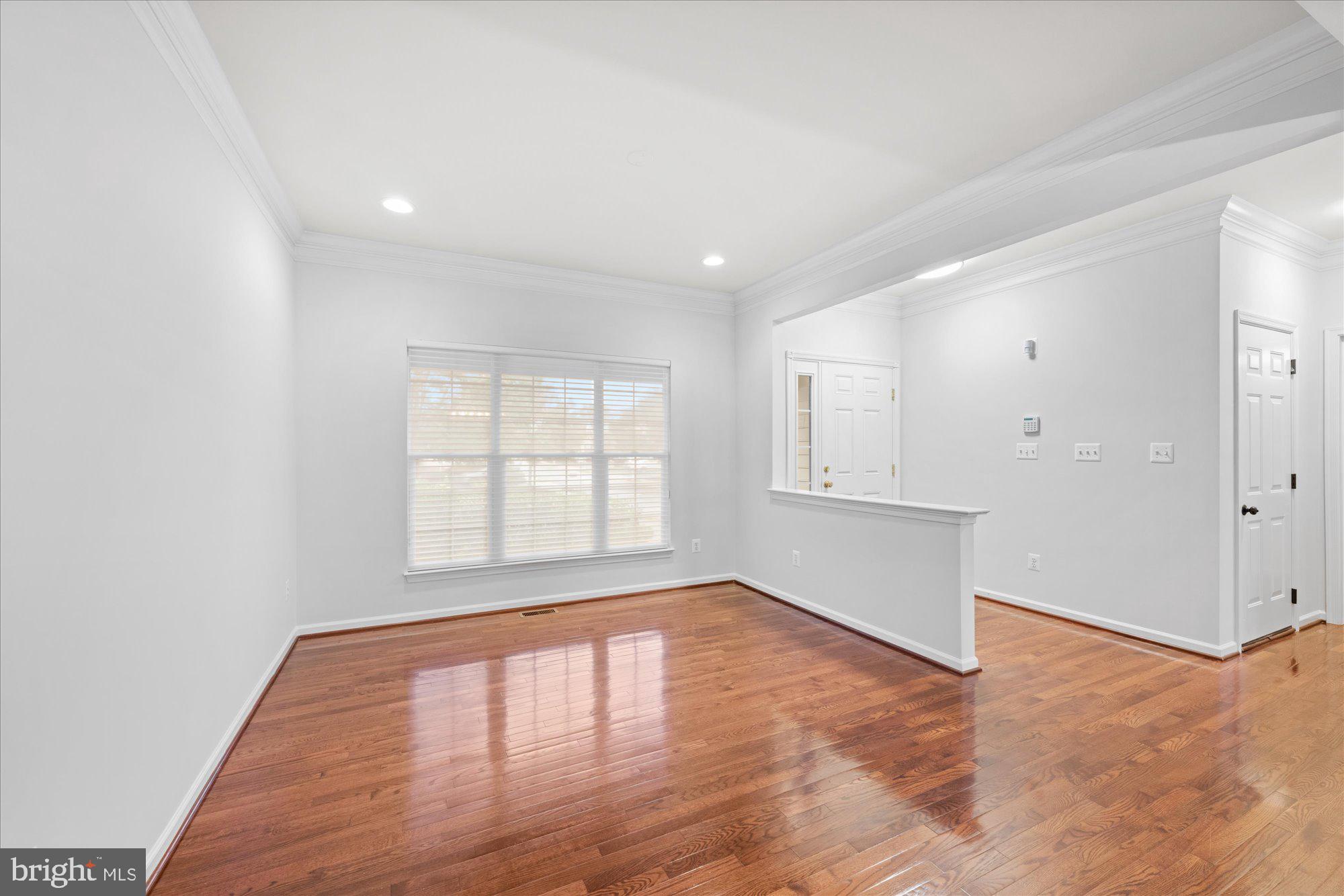 BELMONT COUNTRY CLUB - Residential