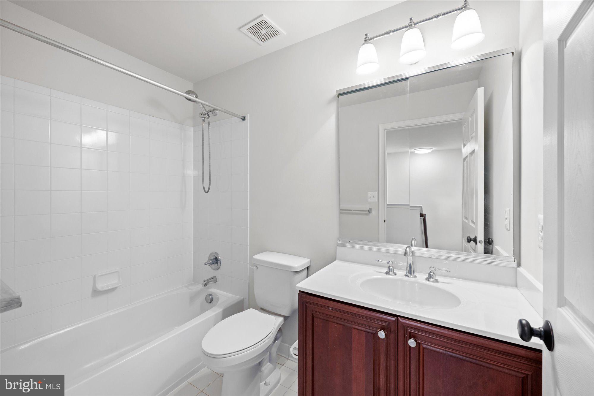 BELMONT COUNTRY CLUB - Residential