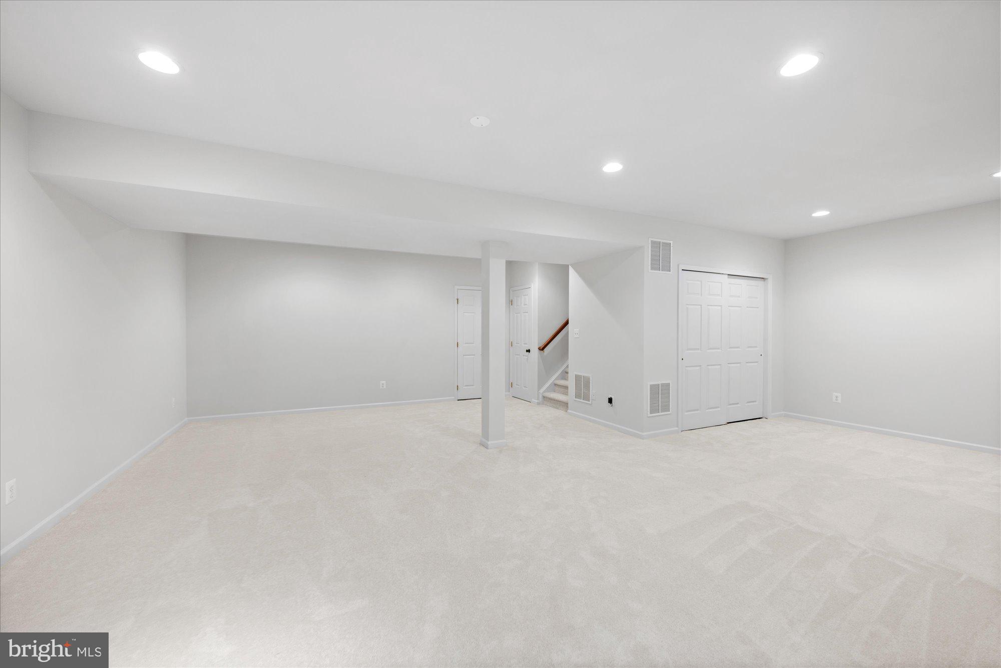 BELMONT COUNTRY CLUB - Residential