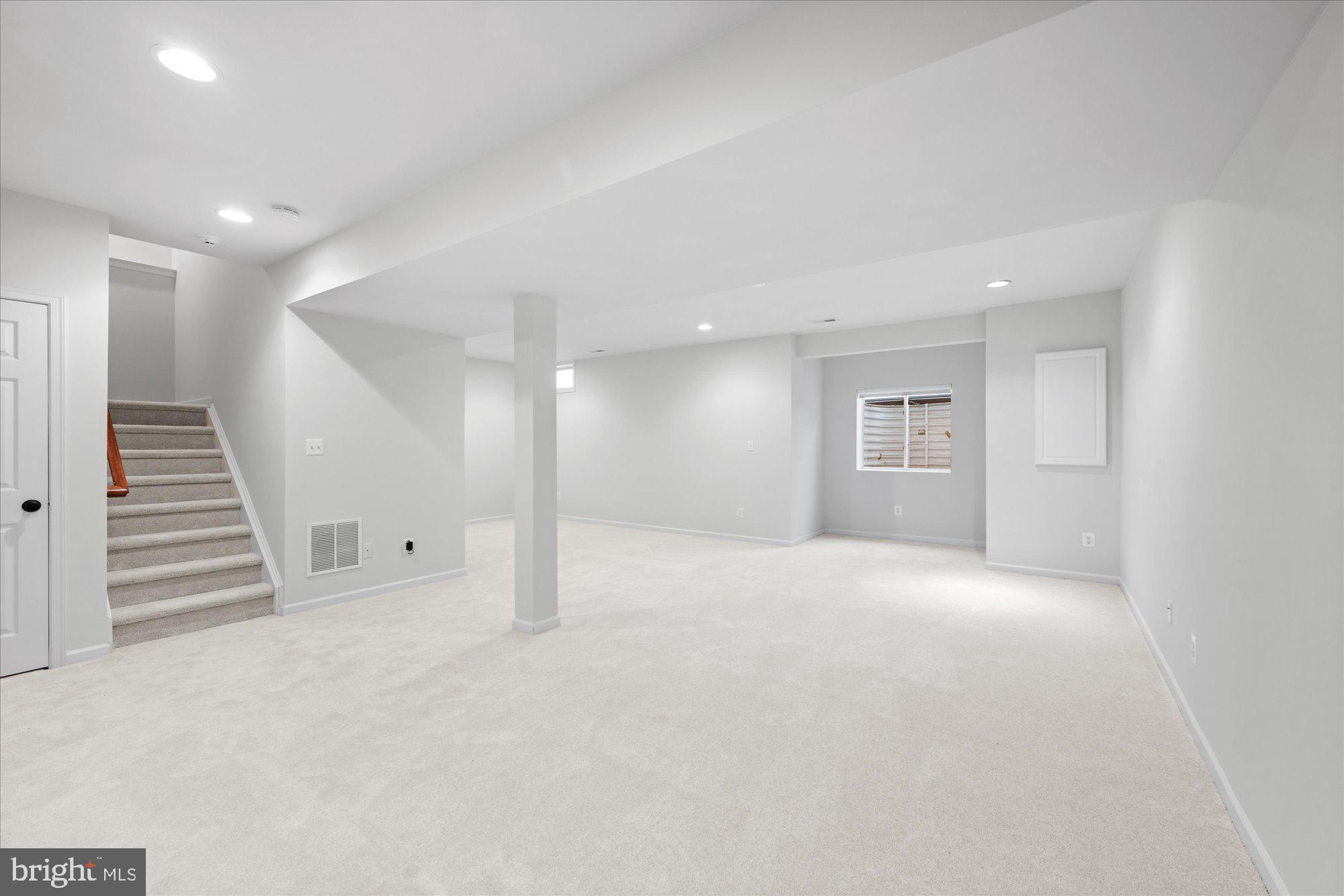 BELMONT COUNTRY CLUB - Residential