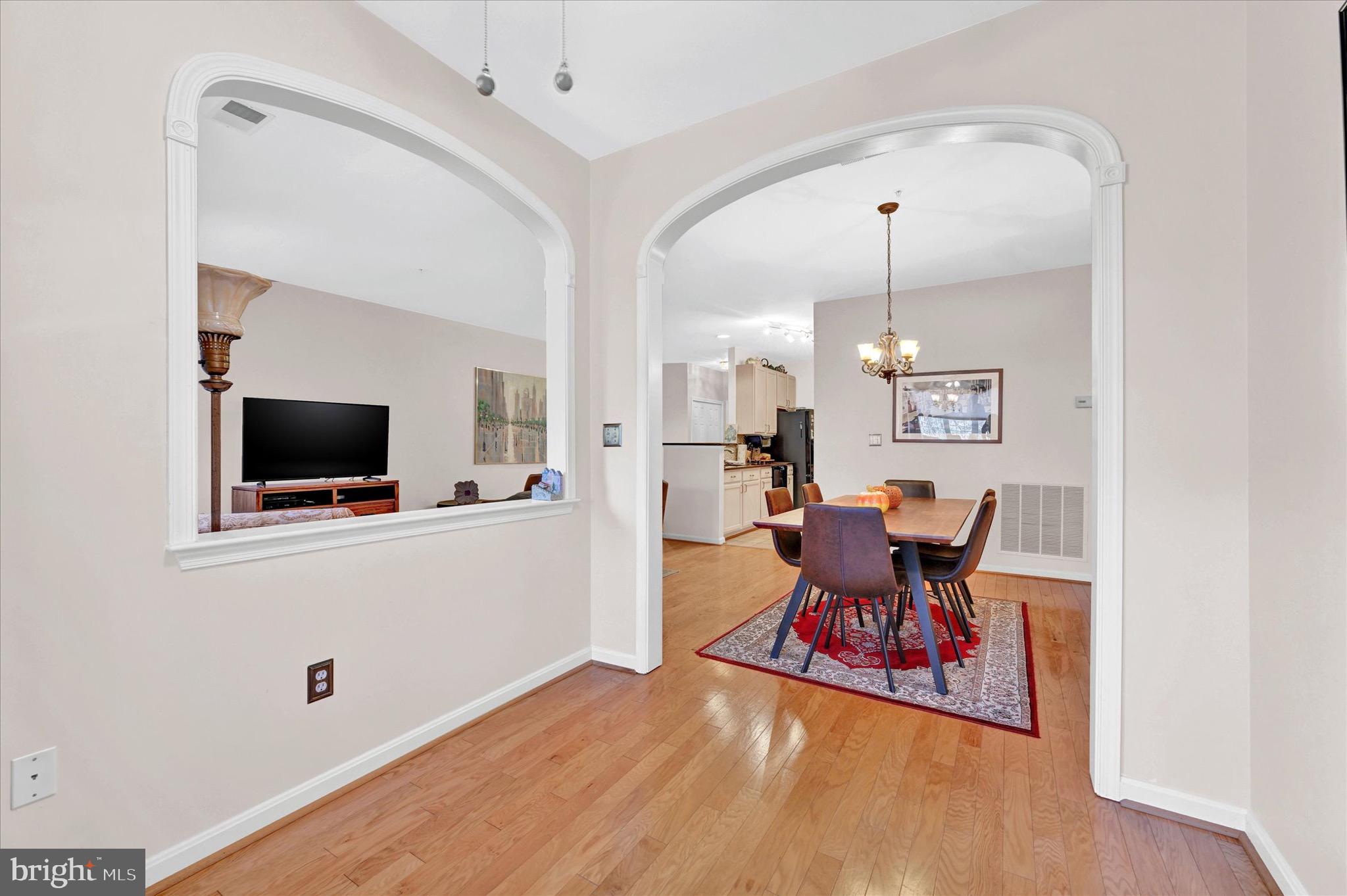 HOLLINGTON - Residential