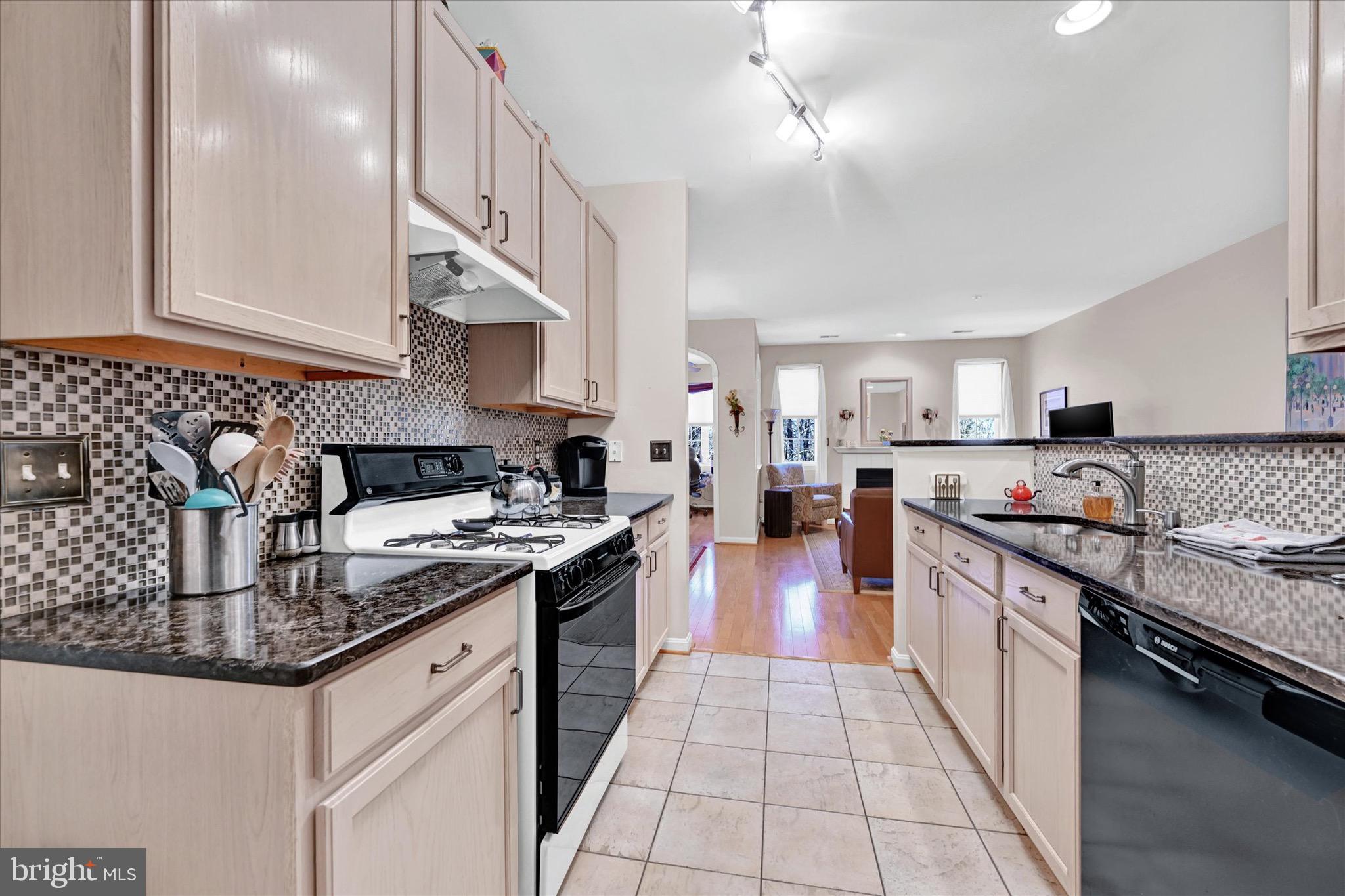 HOLLINGTON - Residential