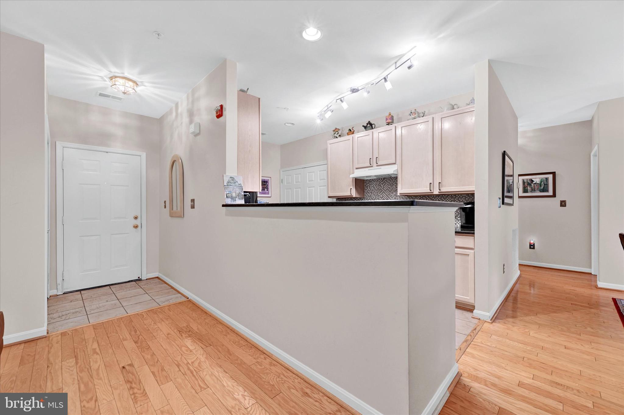 HOLLINGTON - Residential