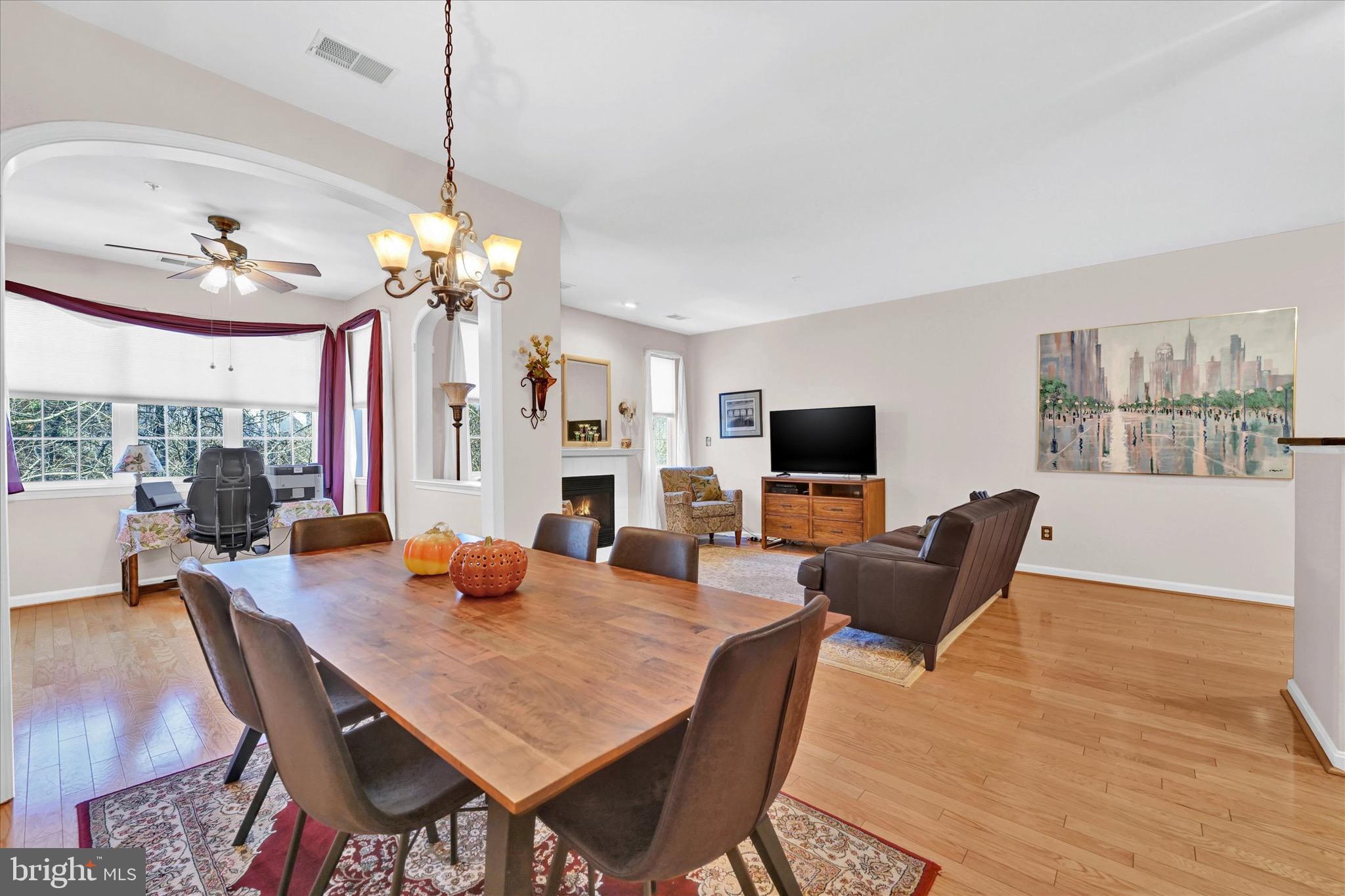 HOLLINGTON - Residential