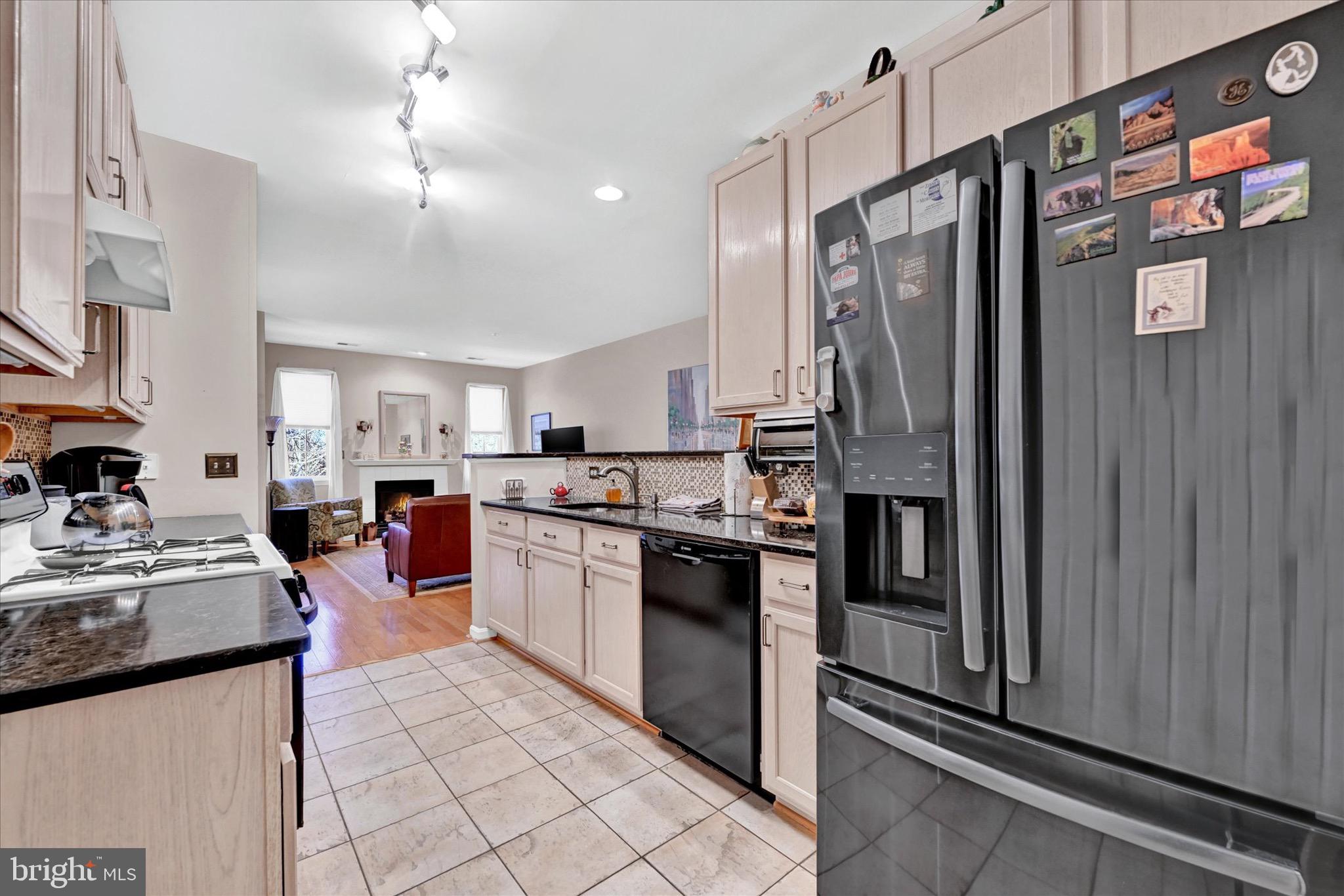 HOLLINGTON - Residential