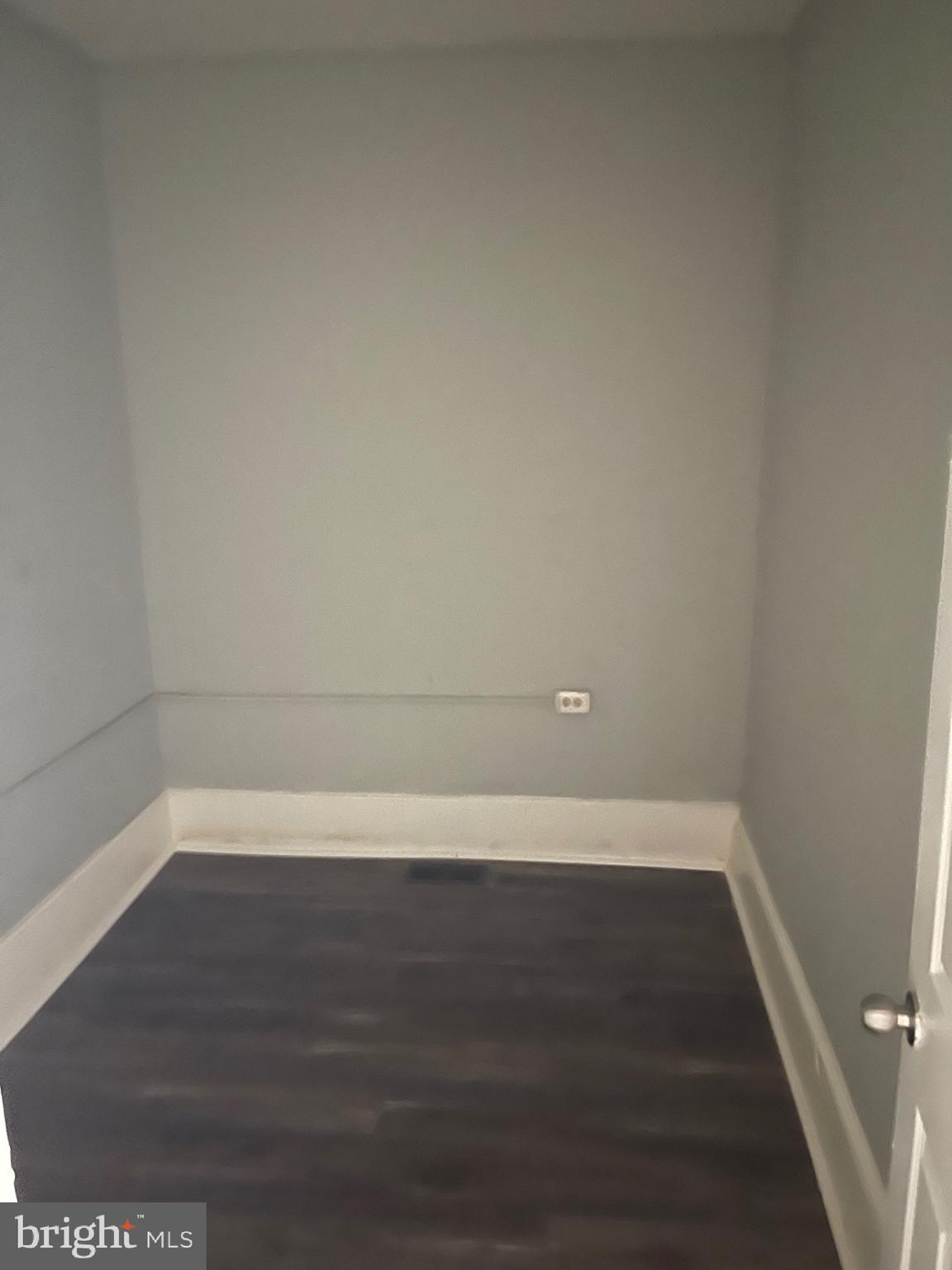 MIDDLE EAST - Residential