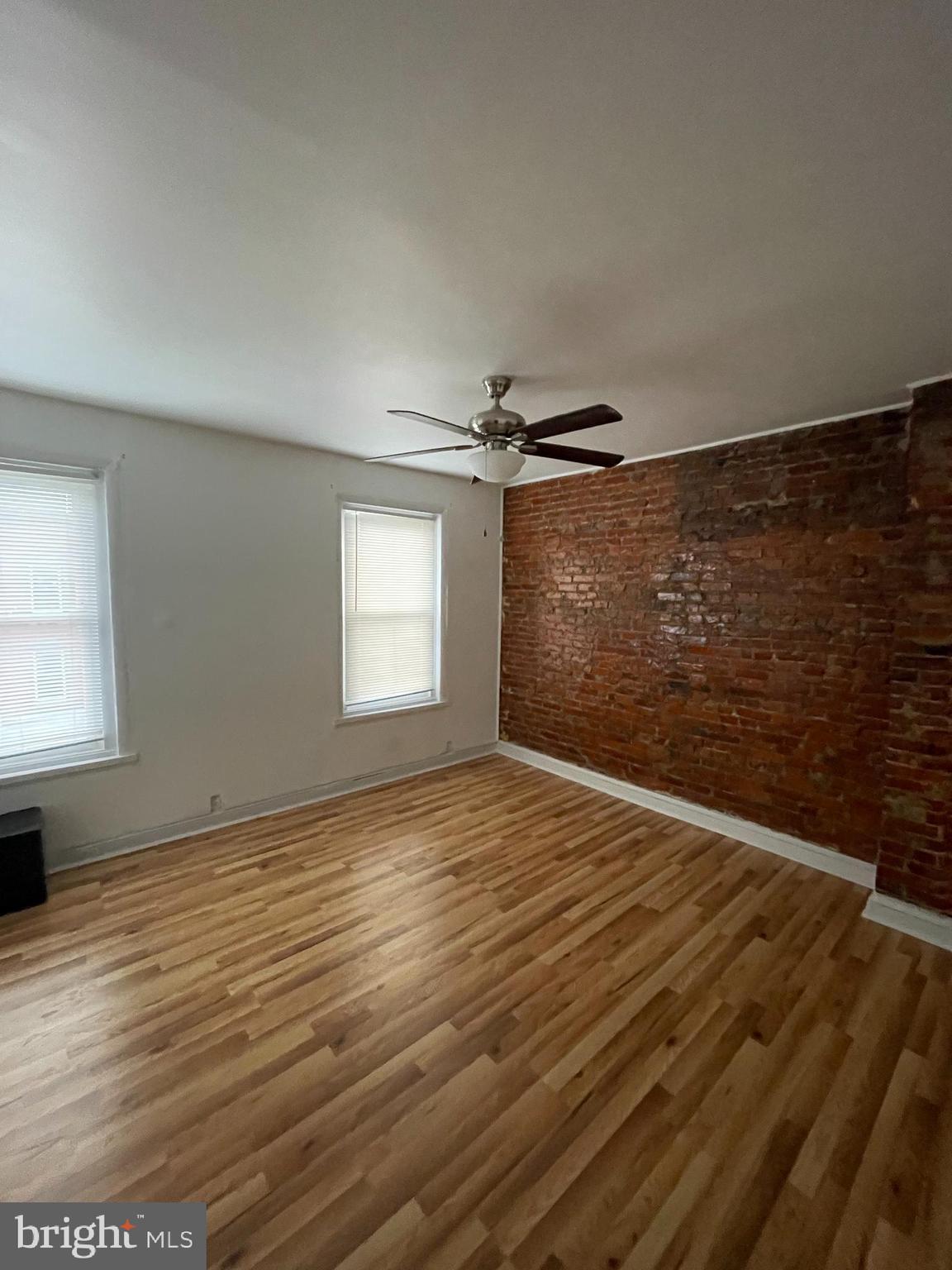 UNIVERSITY CITY - Residential Lease