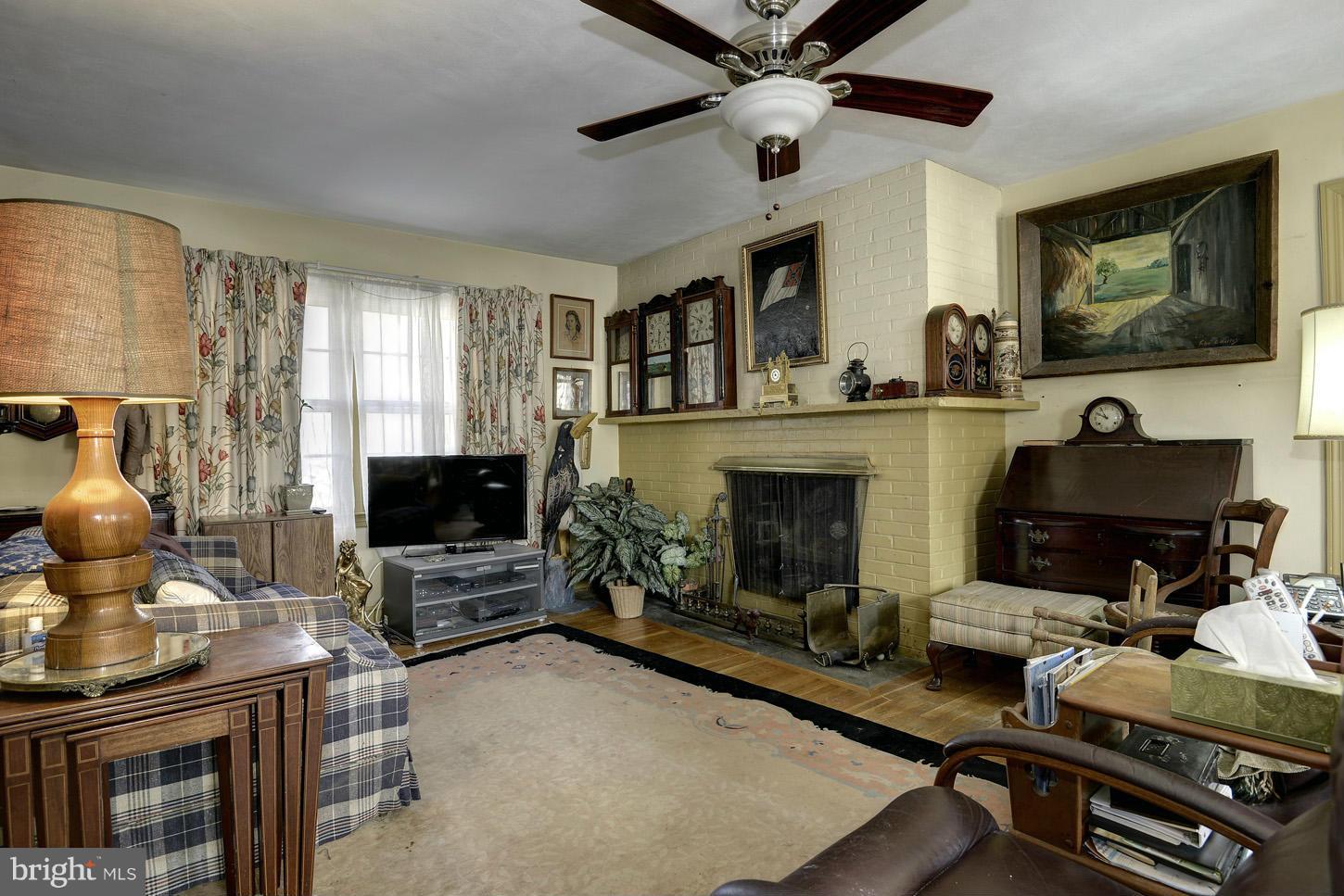 POTOMAC FARM ESTATES - Residential