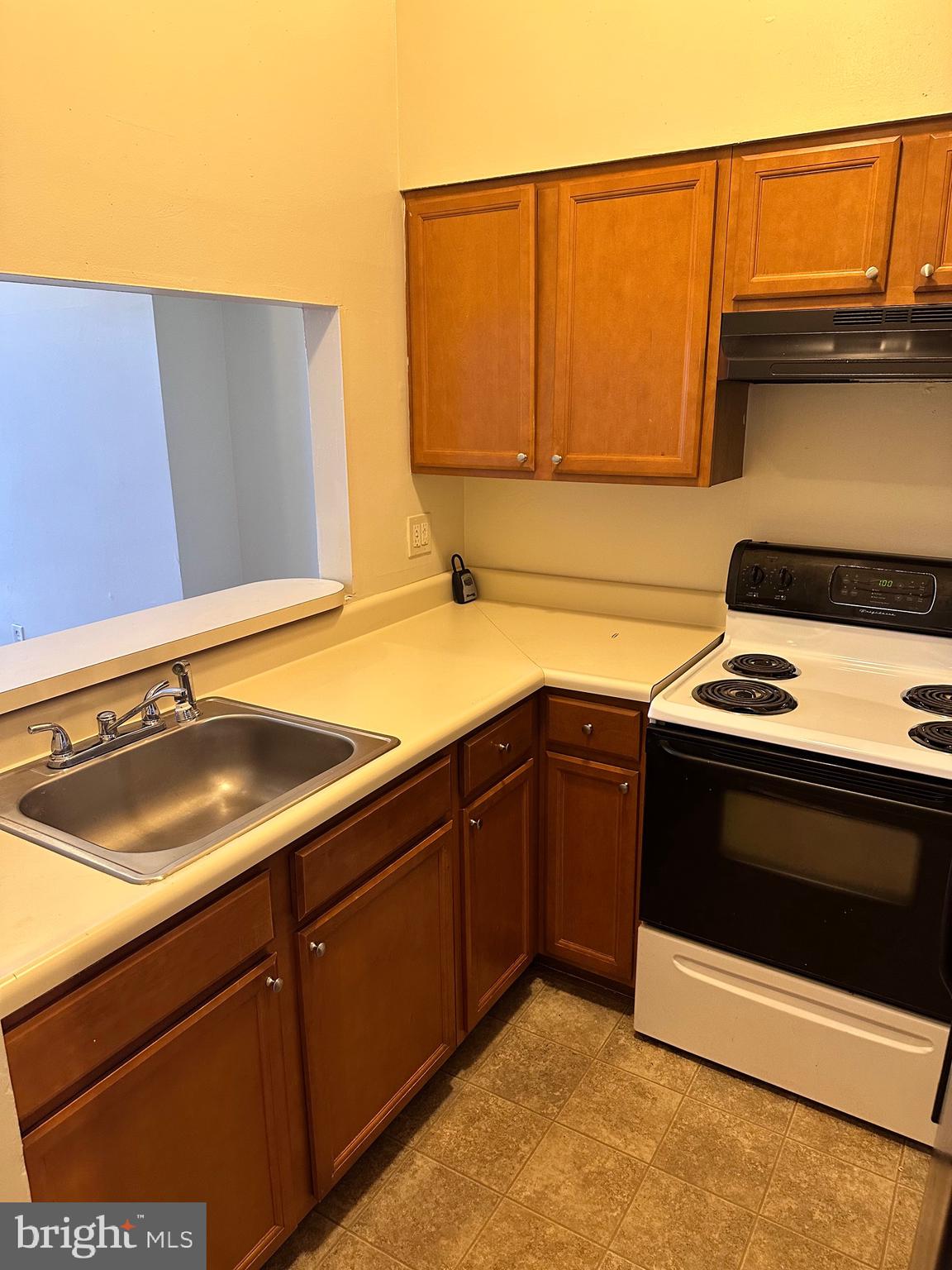 FRANKLIN SQUARE HISTORIC DISTRICT - Residential Lease