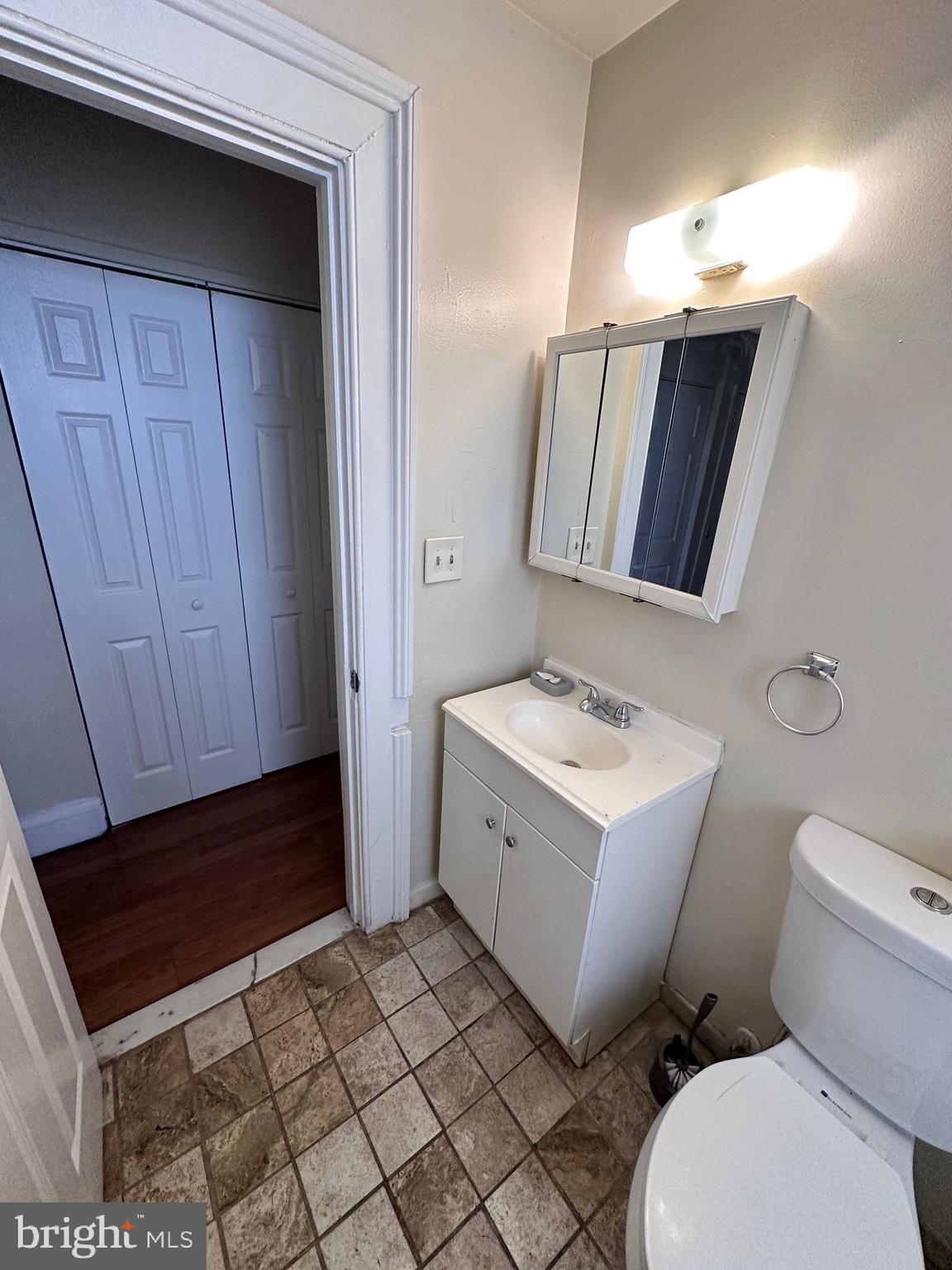 FRANKLIN SQUARE HISTORIC DISTRICT - Residential Lease