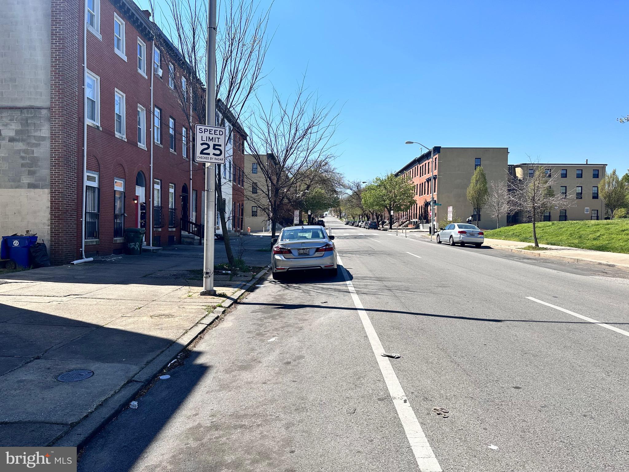 FRANKLIN SQUARE HISTORIC DISTRICT - Residential Lease